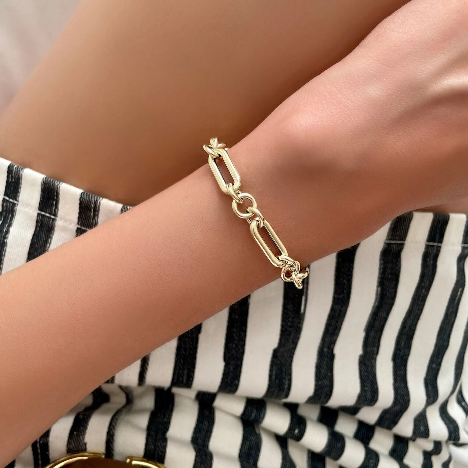 14K Gold Chunky Paperclip And Round Link Bracelet