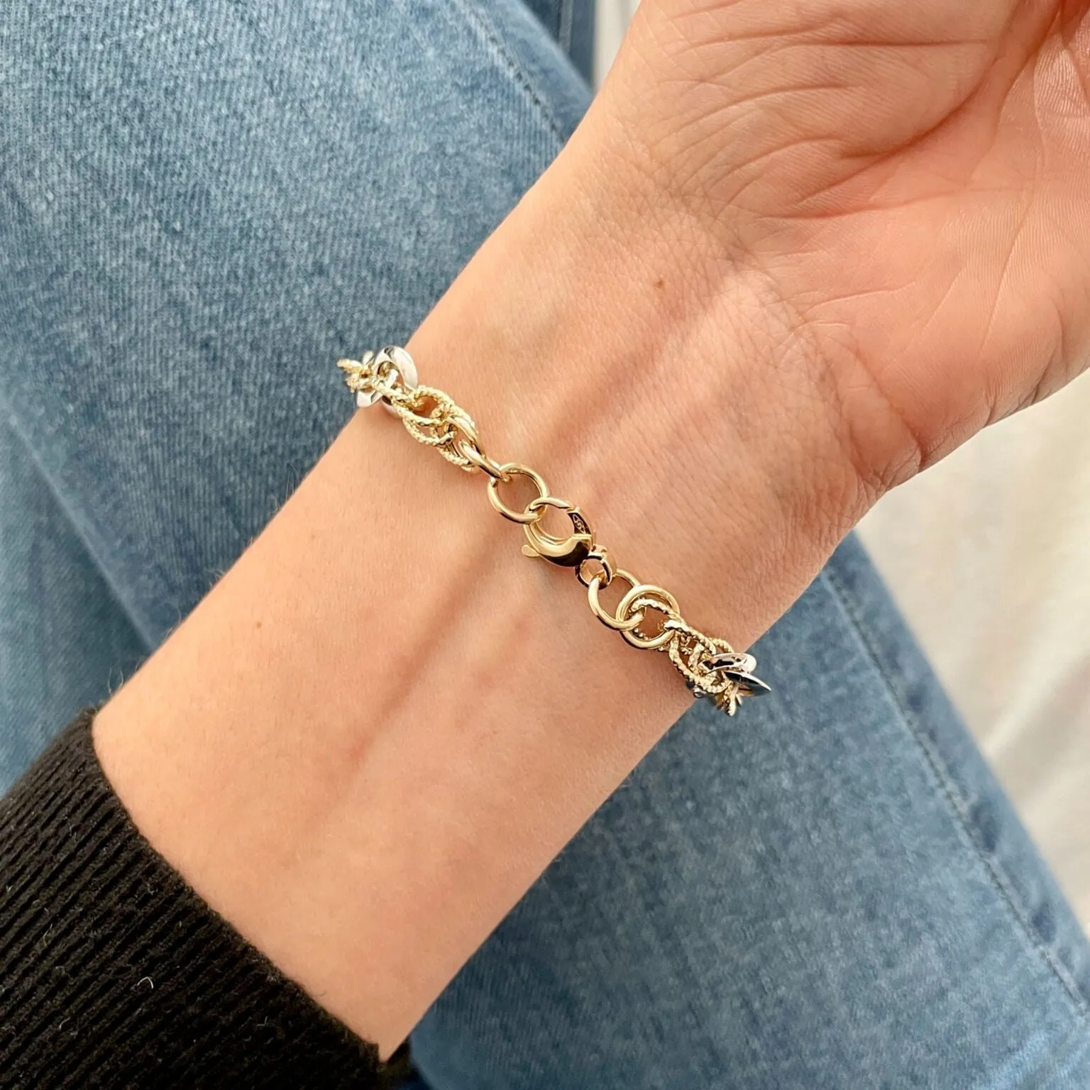 14K Two-Tone Gold Interlocking Oval Link Bracelet