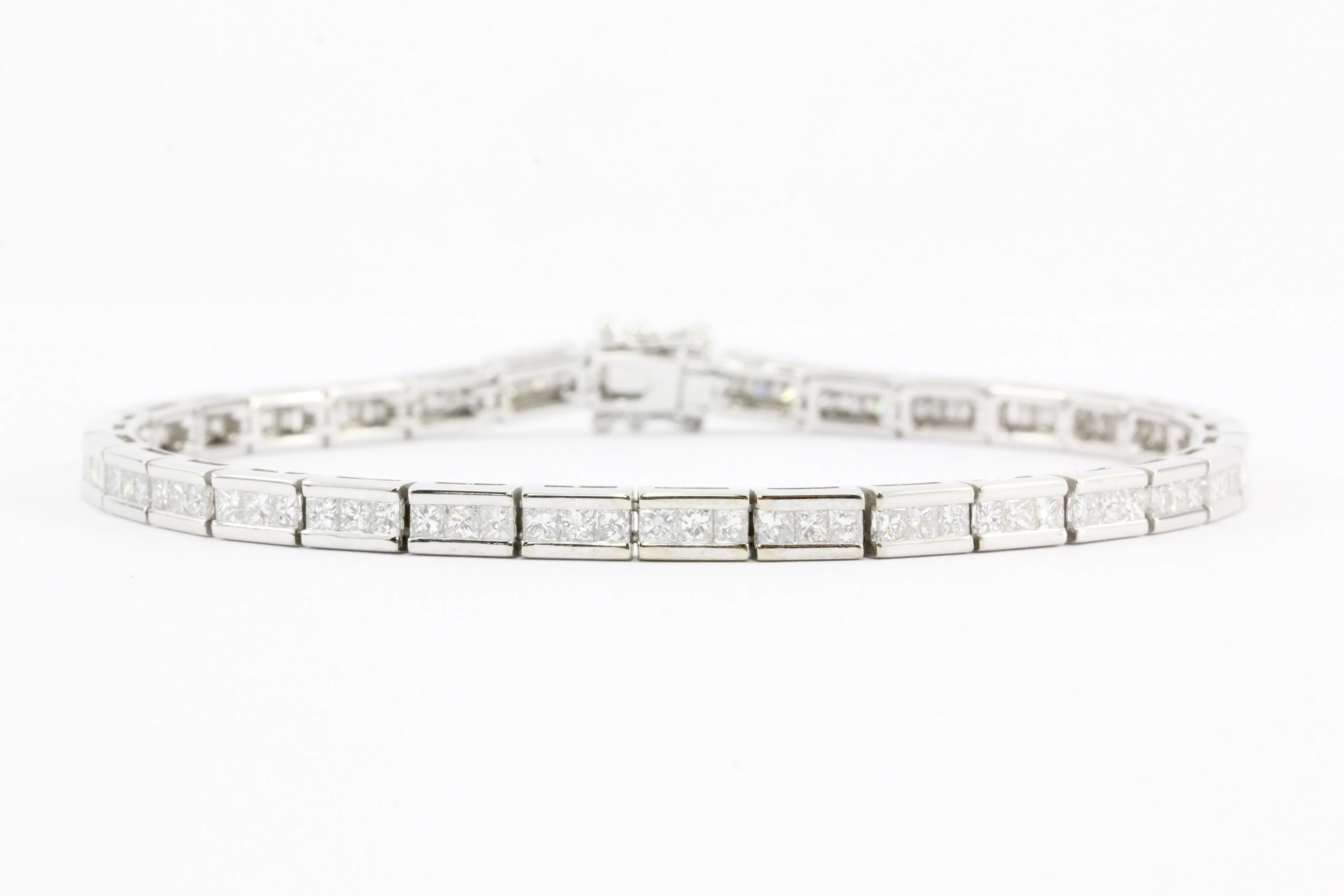 14K White Gold 3CTW Diamond Tennis Bracelet