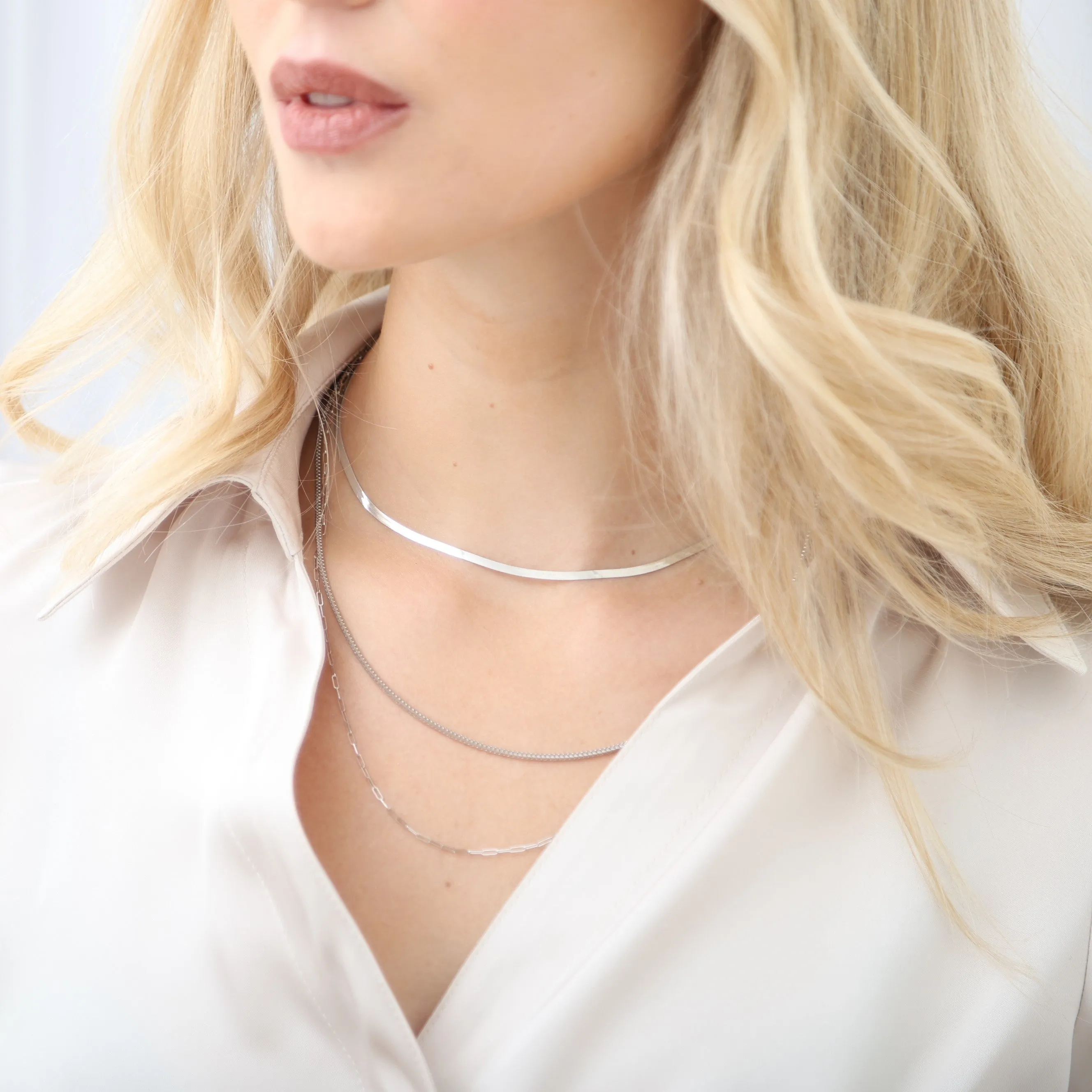 14K White Gold Thin Franco Necklace