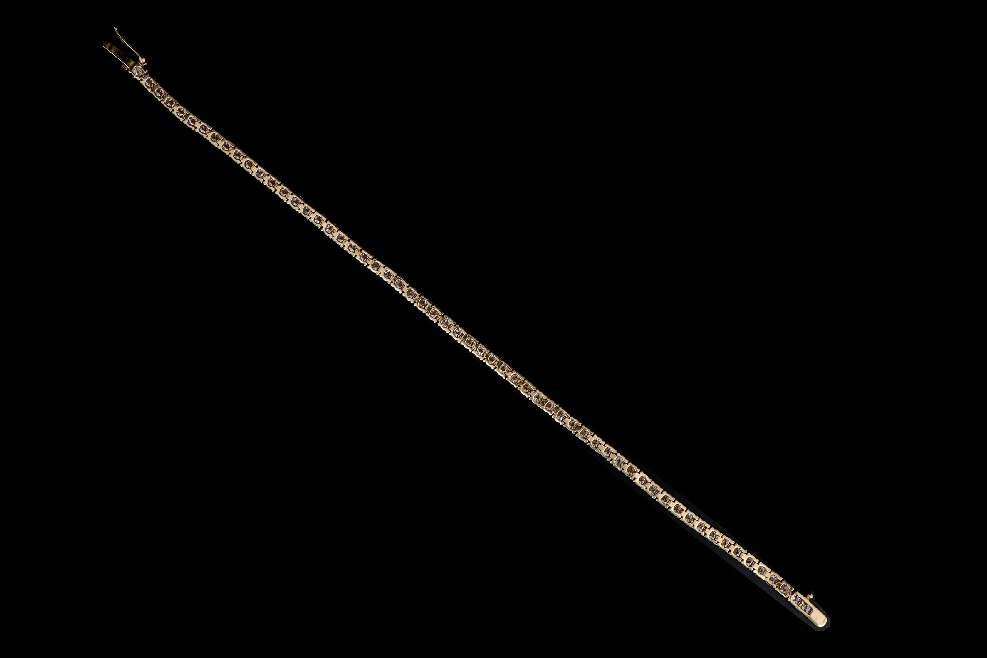 14K Yellow Gold 2.71 Carat Total Weight Round Brilliant Cut Diamond Tennis Bracelet