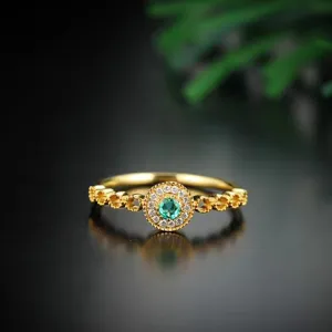 18K Gold Emerald Ring Exclusively Handcrafted 0.045 Carat Natural Diamond (H-F Color, VS1-VS2 Clarity)