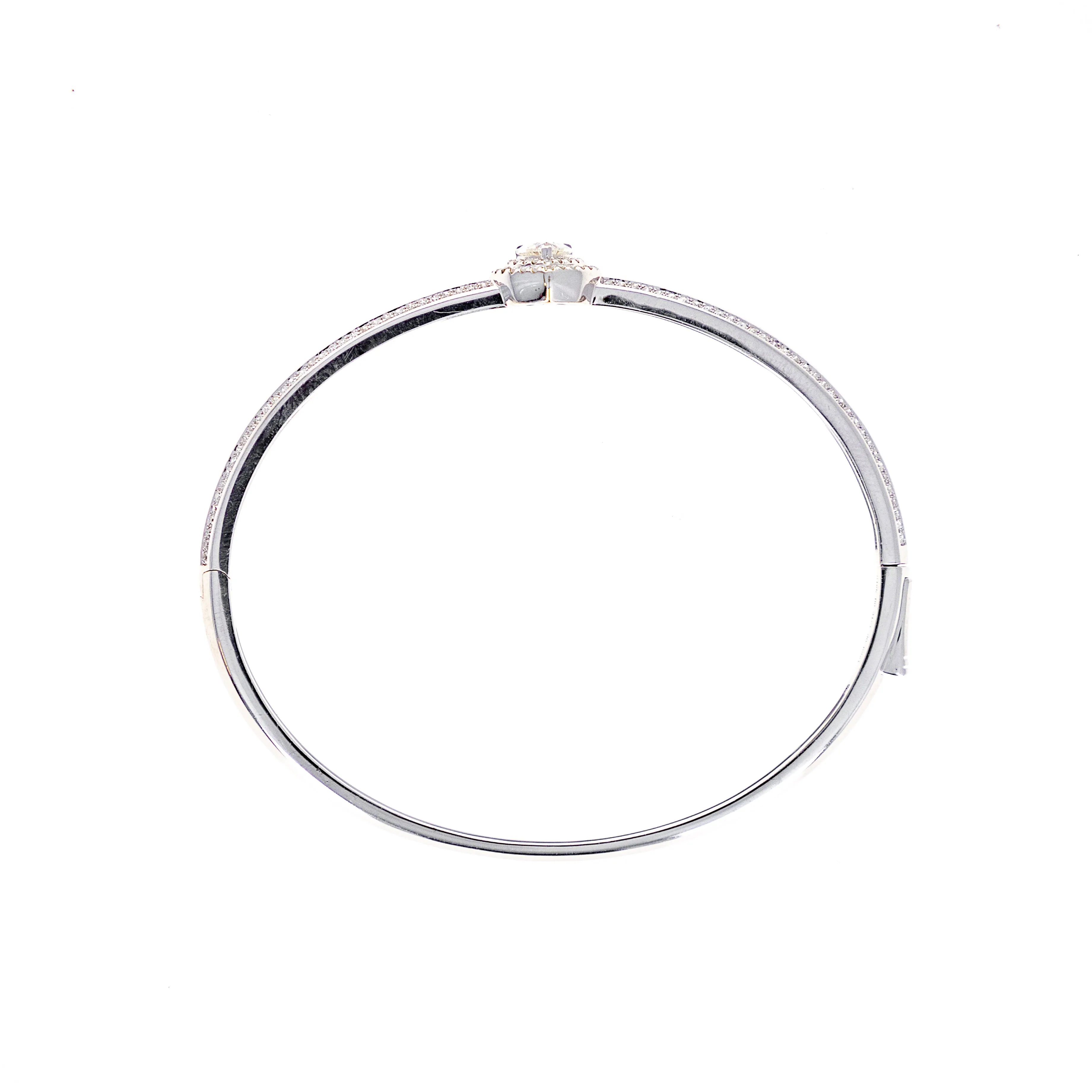 18K White Gold 0.62 Carat Heart Diamond Pave Bangle