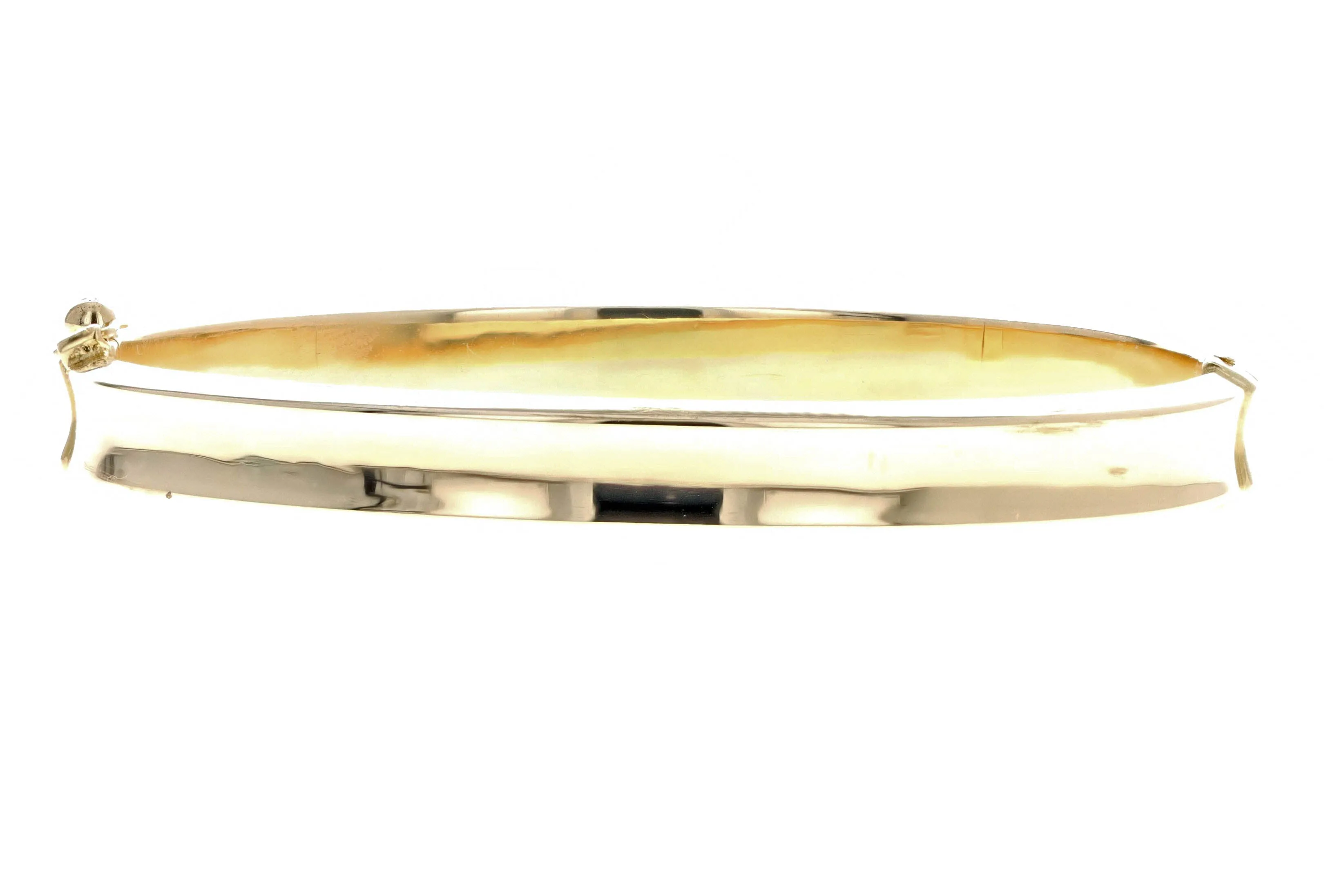 18K Yellow Gold Bangle