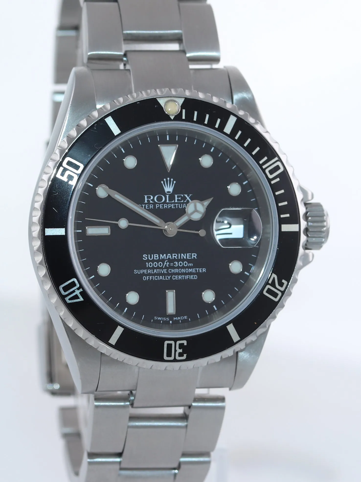 2004 Rolex Submariner 16610 Steel Black Dial 40mm No Holes Case Watch Box