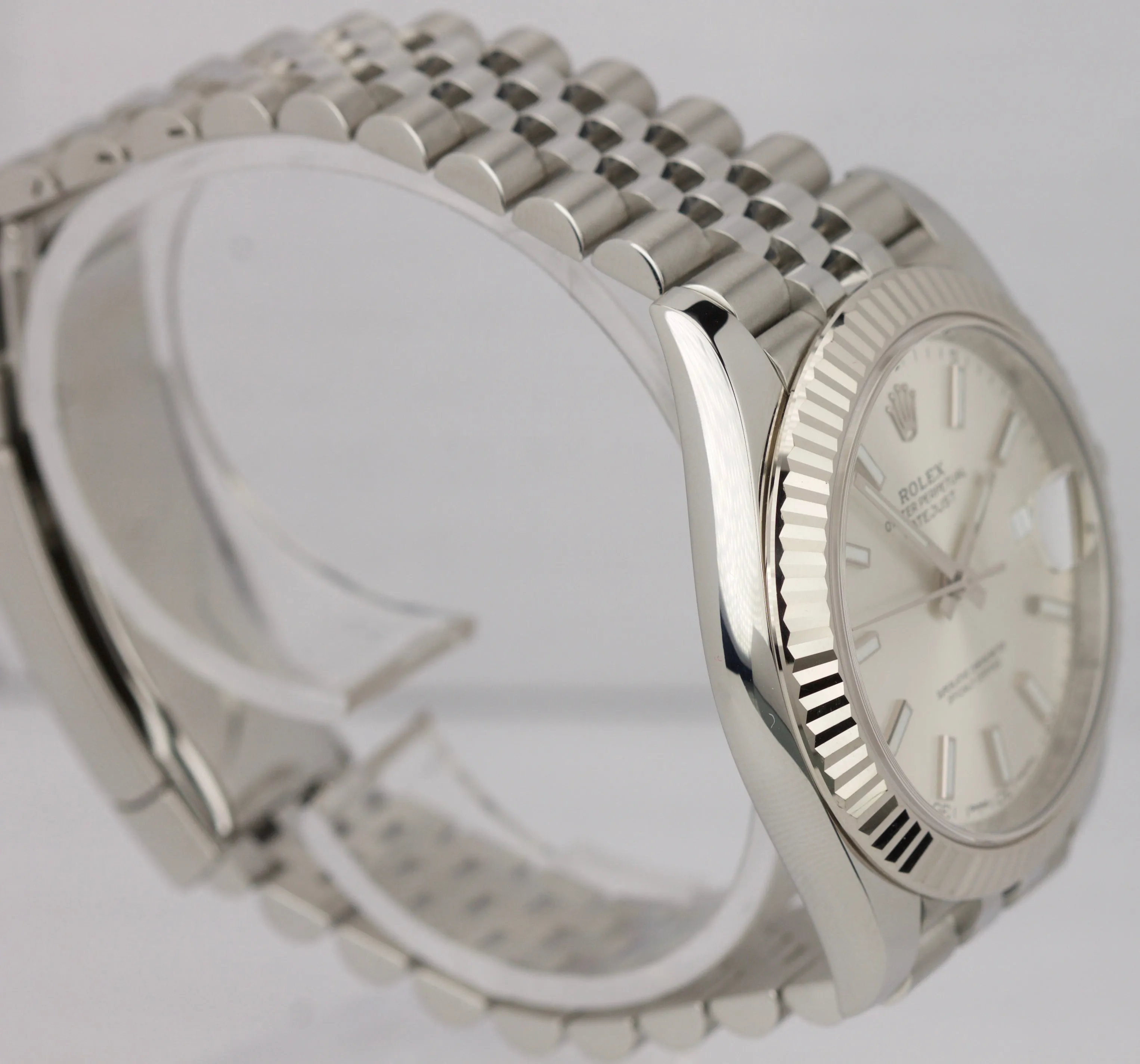 2017 MINT Rolex DateJust 41 126334 Silver Steel Fluted Jubilee 41mm Date Watch