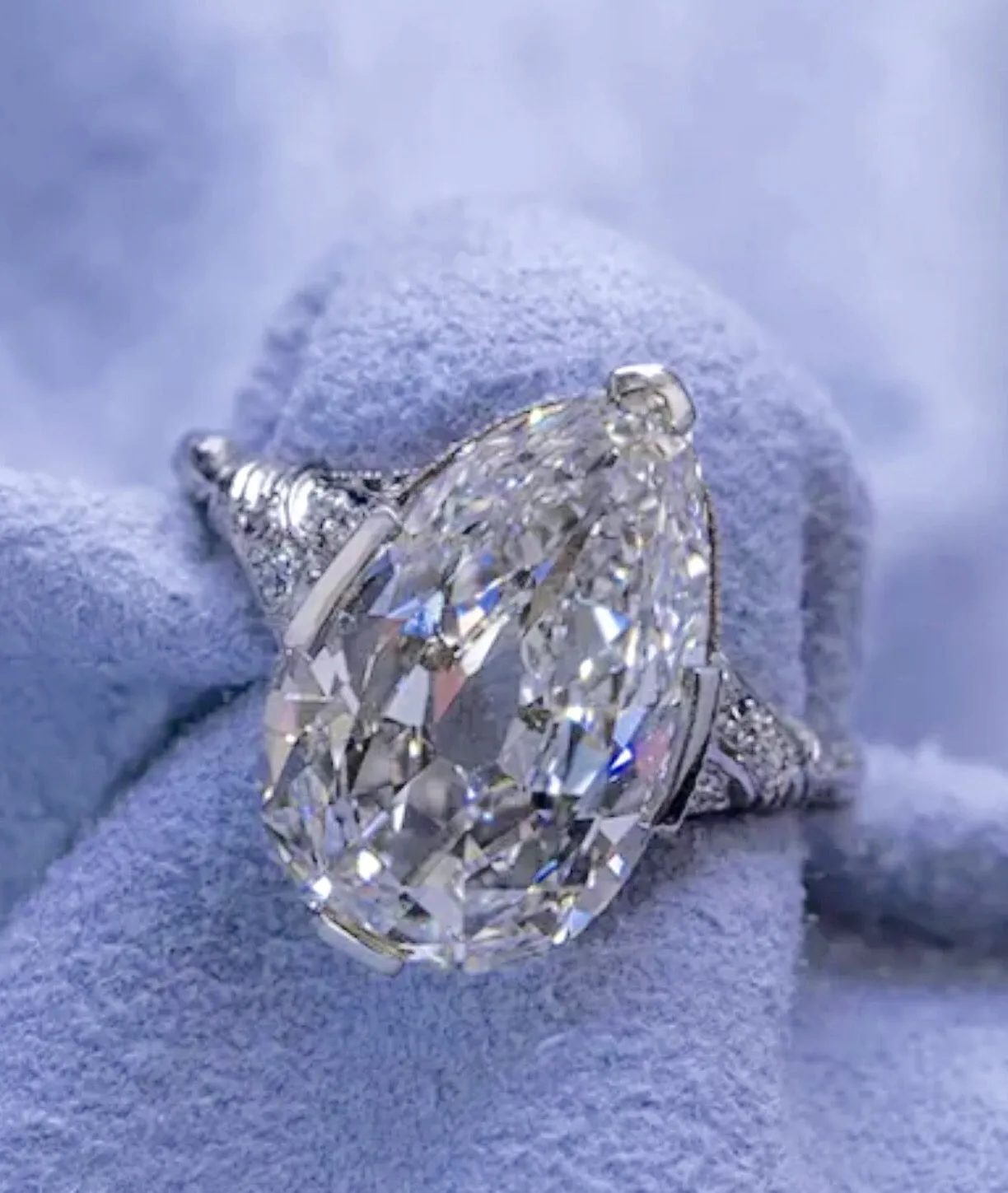 2.70 Ct. Antique Pear Cut Edwardian Style Diamond Engagement Ring VS2 G