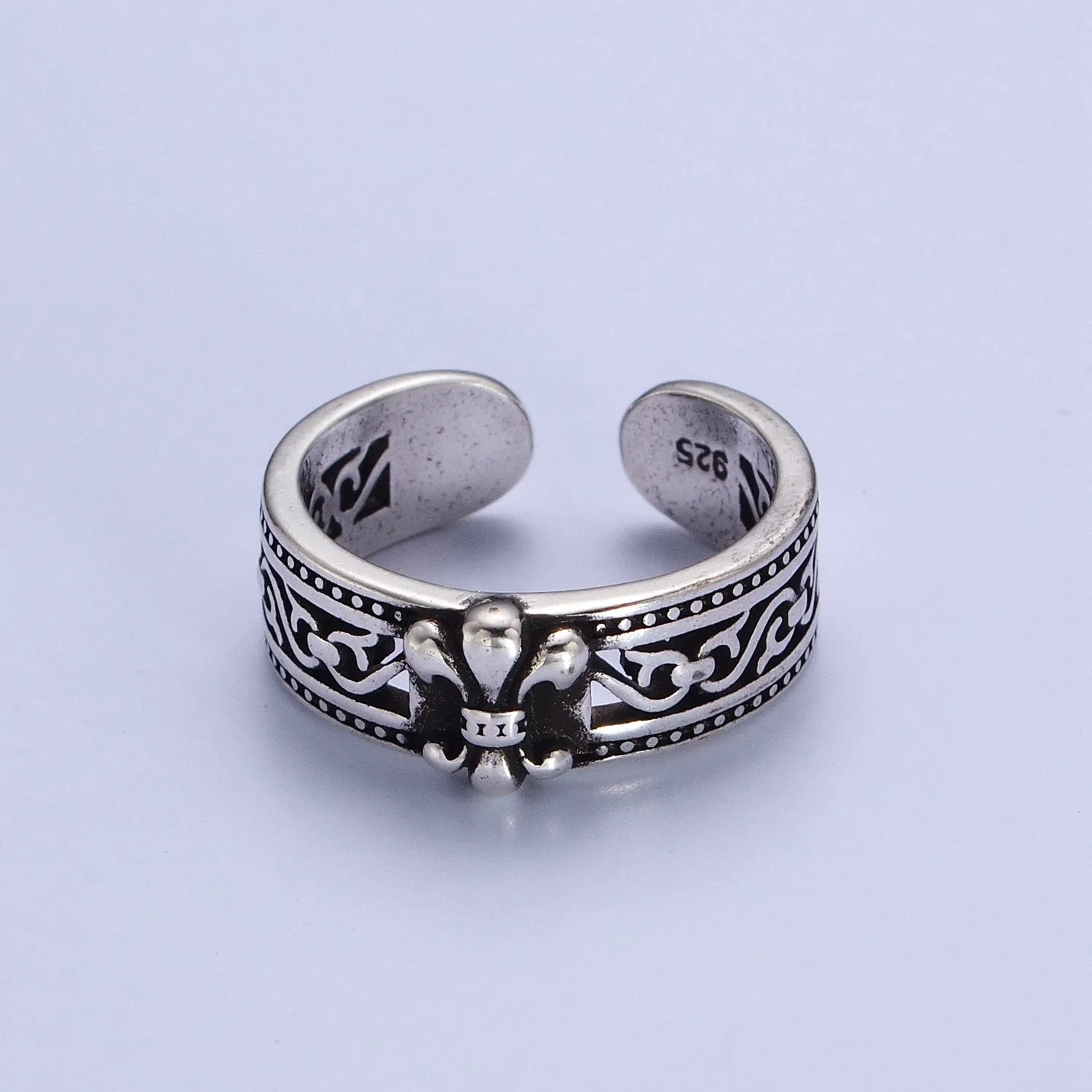 Antique Silver King Club Geometric Print Wide Adjustable Silver Band Ring | X-592
