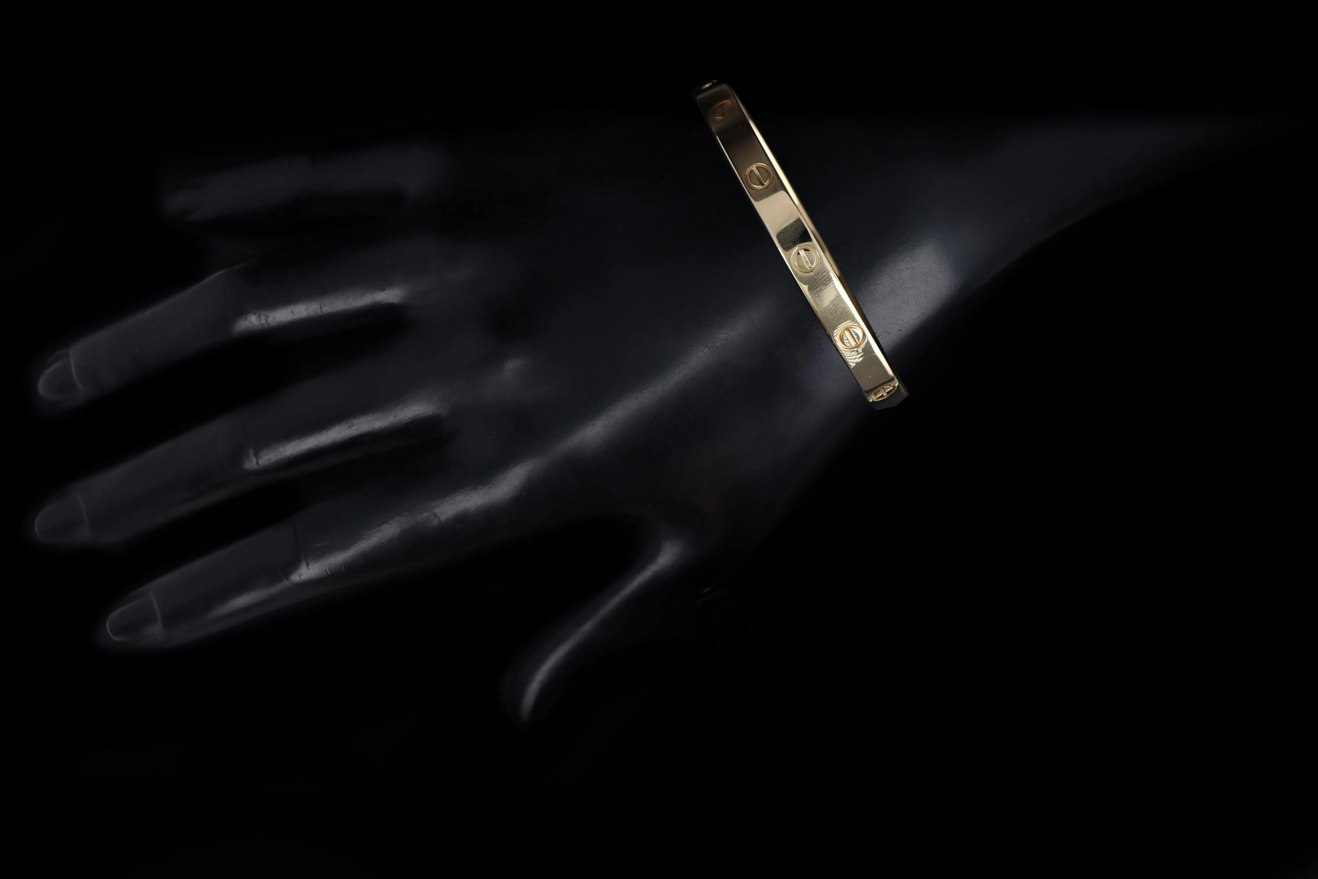 Cartier 18K Yellow Gold Love Bracelet Size 18