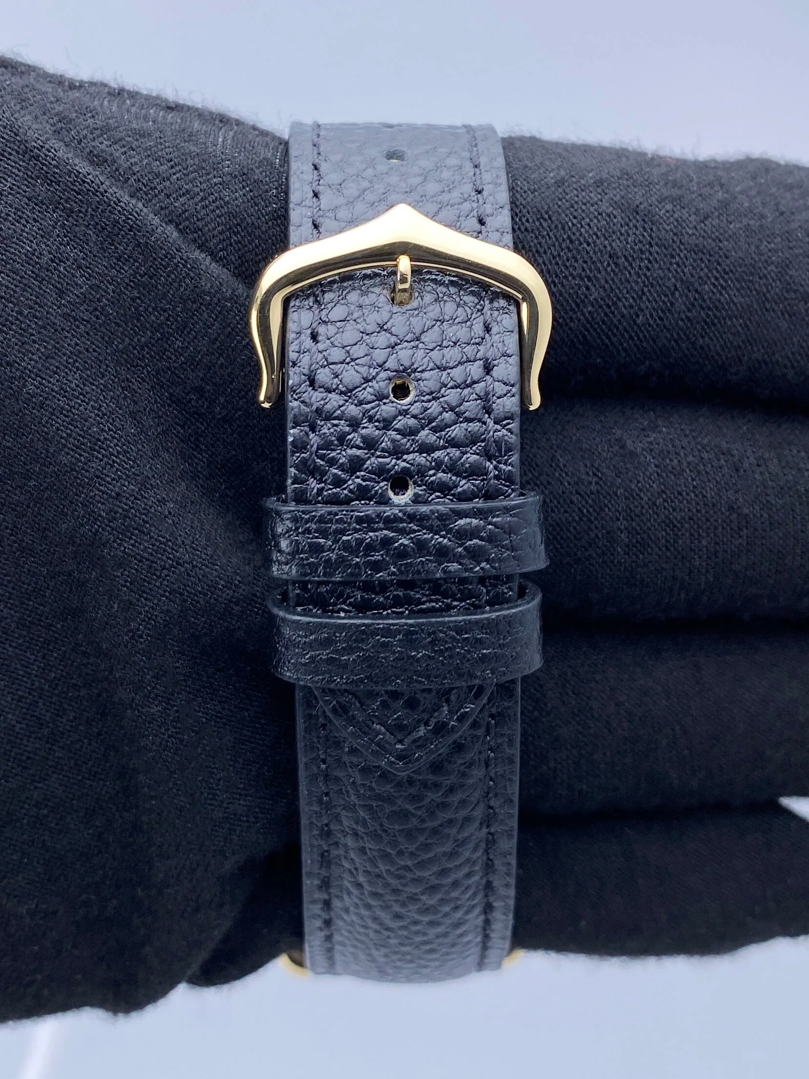 Cartier Tank Solo W1018755 18K Yellow Gold Ladies Watch