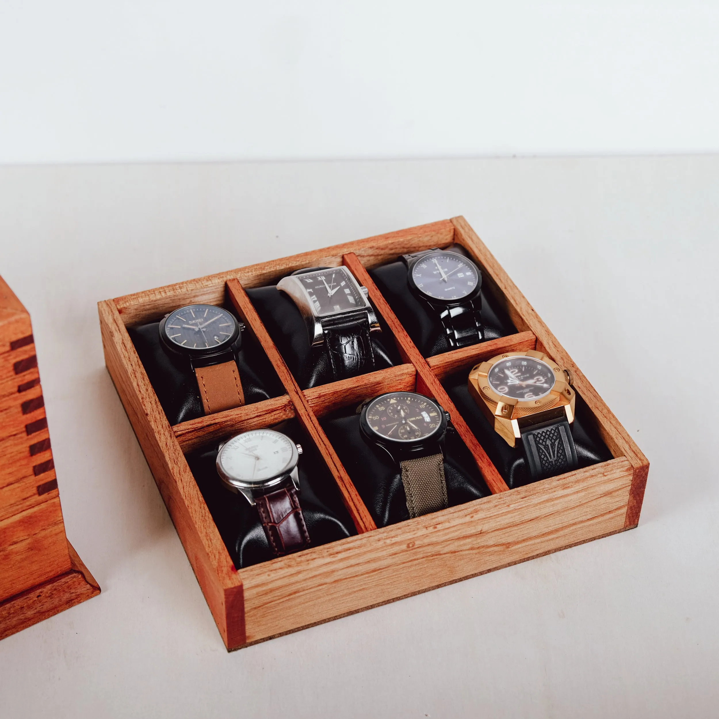 Cedar Watch Box for 6 Watches with Drawer