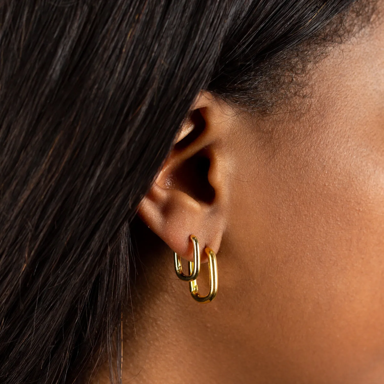 Chain Link Huggie Earring