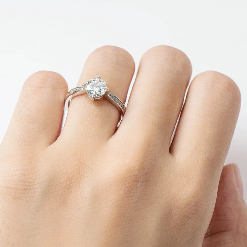 Classic Round Cut Moissanite Diamond Four Micro Setting Solitaire Ring