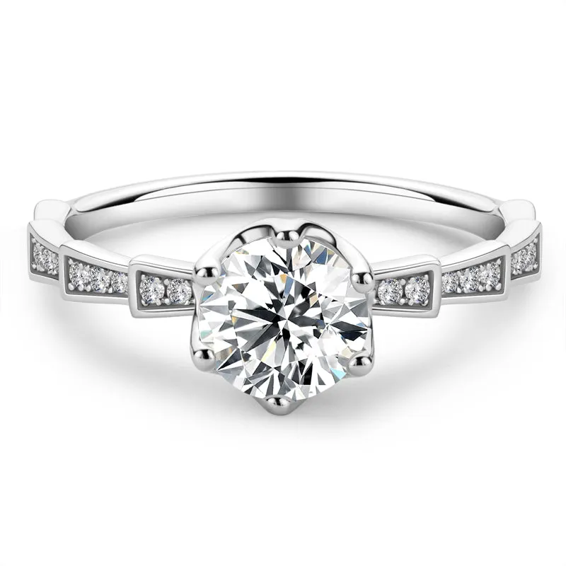 Classic Round Cut Moissanite Diamond Medusa Mechanical Snake Solitaire Ring