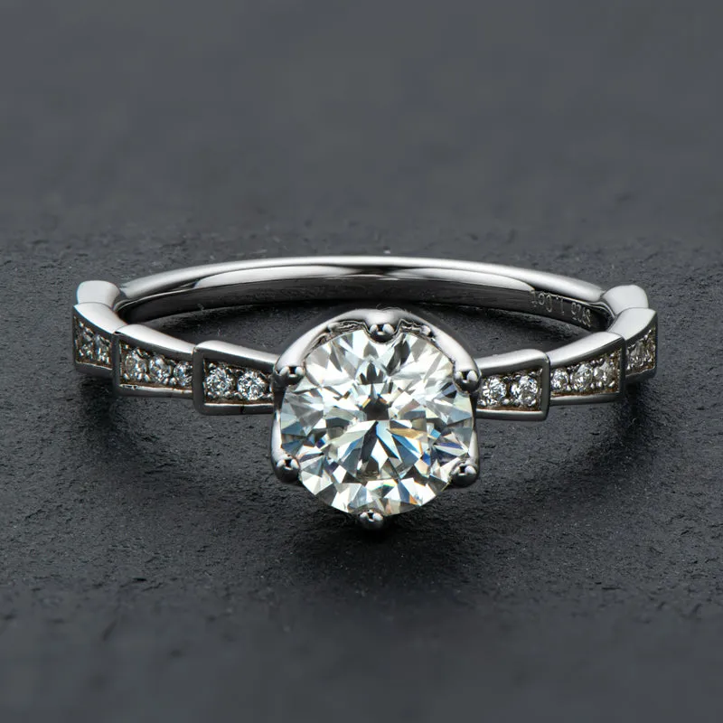 Classic Round Cut Moissanite Diamond Medusa Mechanical Snake Solitaire Ring