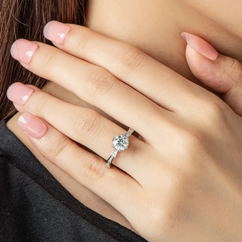 Classic Round Cut Moissanite Diamond Medusa Mechanical Snake Solitaire Ring