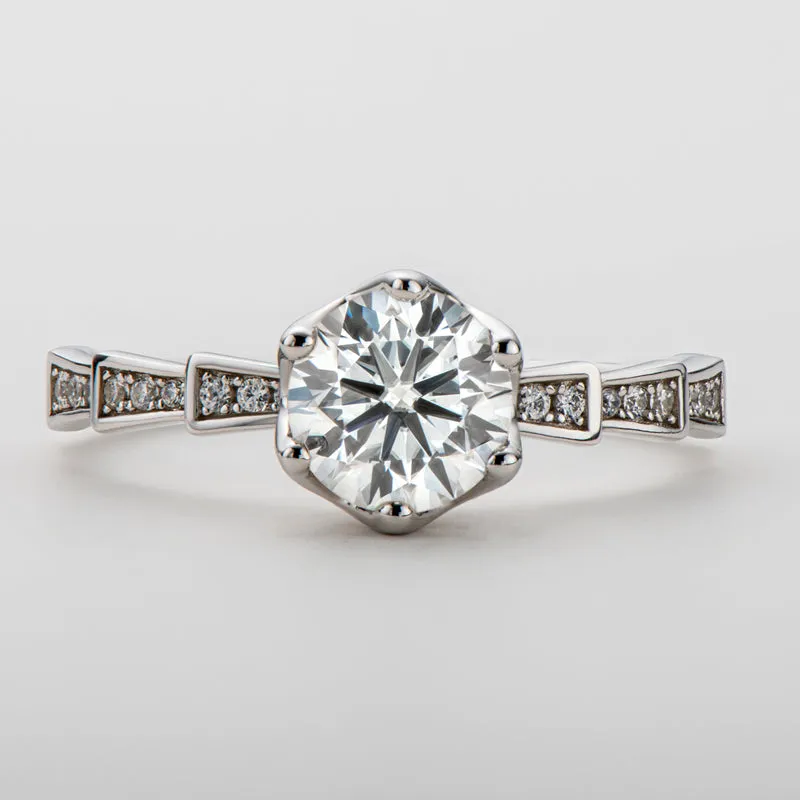 Classic Round Cut Moissanite Diamond Medusa Mechanical Snake Solitaire Ring