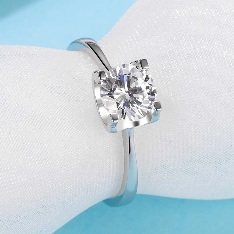 Classic Round Cut Moissanite Diamond Solitaire Ring