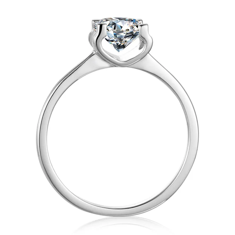 Classic Round Cut Moissanite Diamond Solitaire Ring