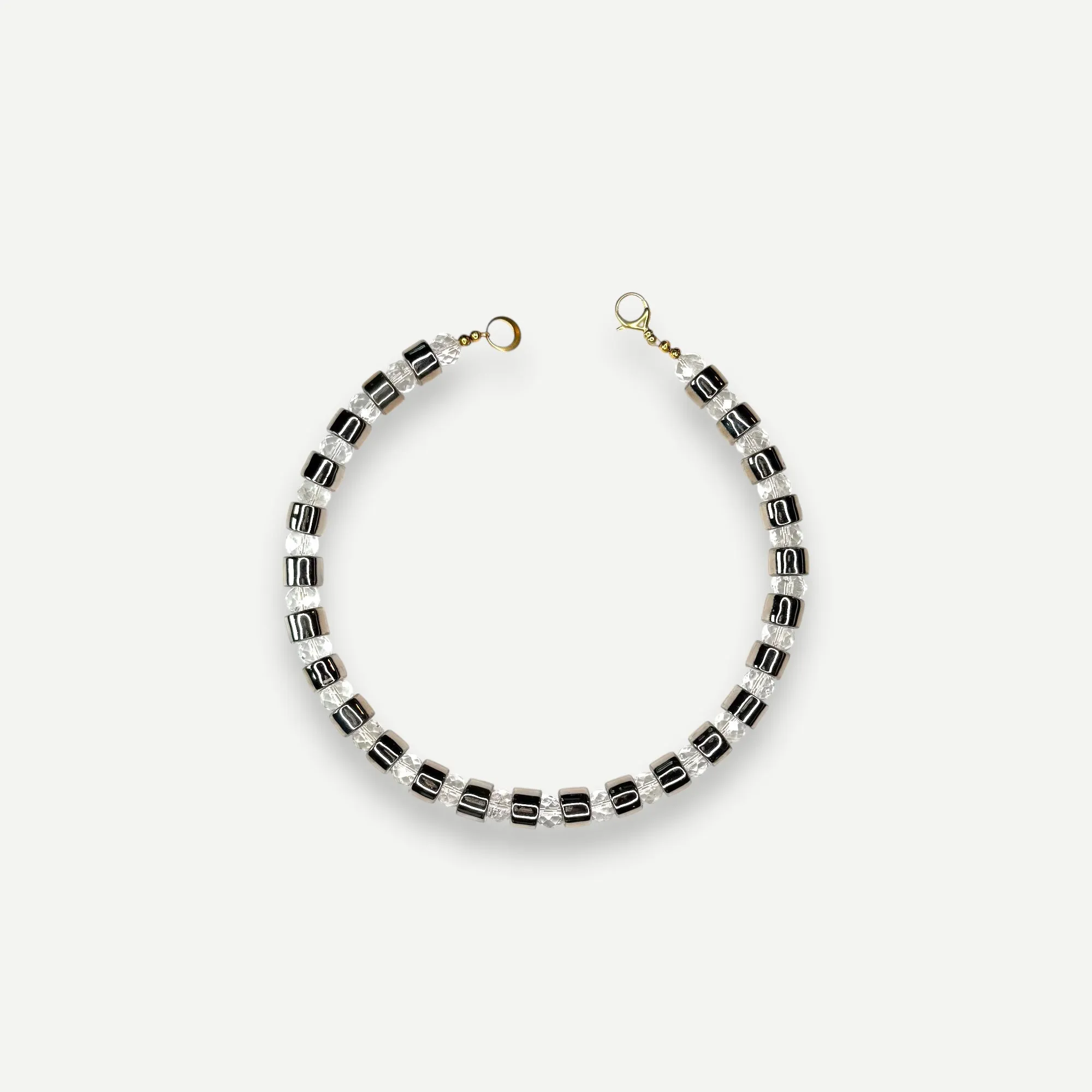 COIN & QUARTZ SUNDRY.  BEAD ONE.