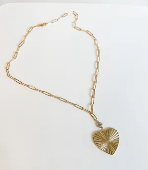 CORA HEART CHAIN