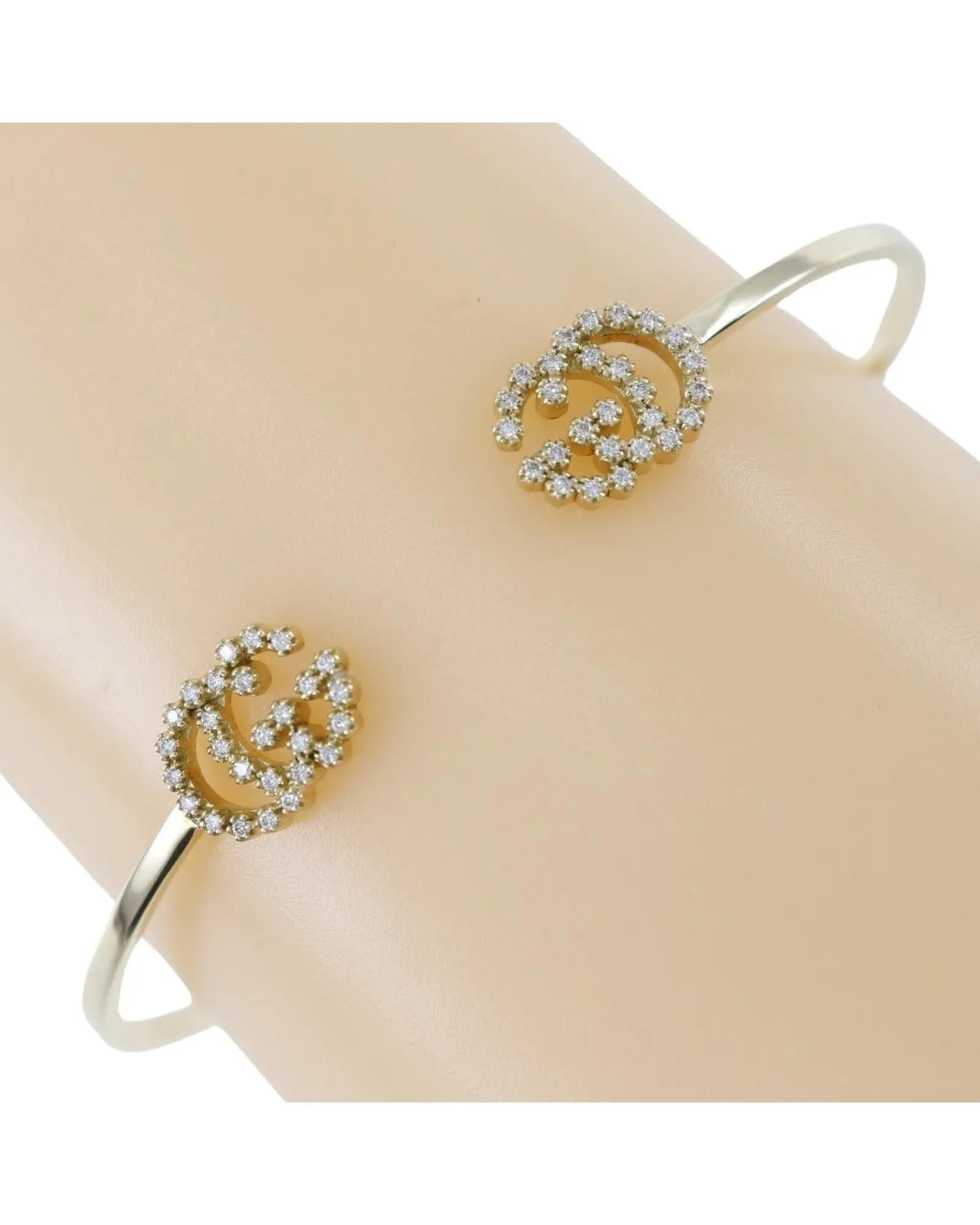 Diamond Interlocking G Bracelet