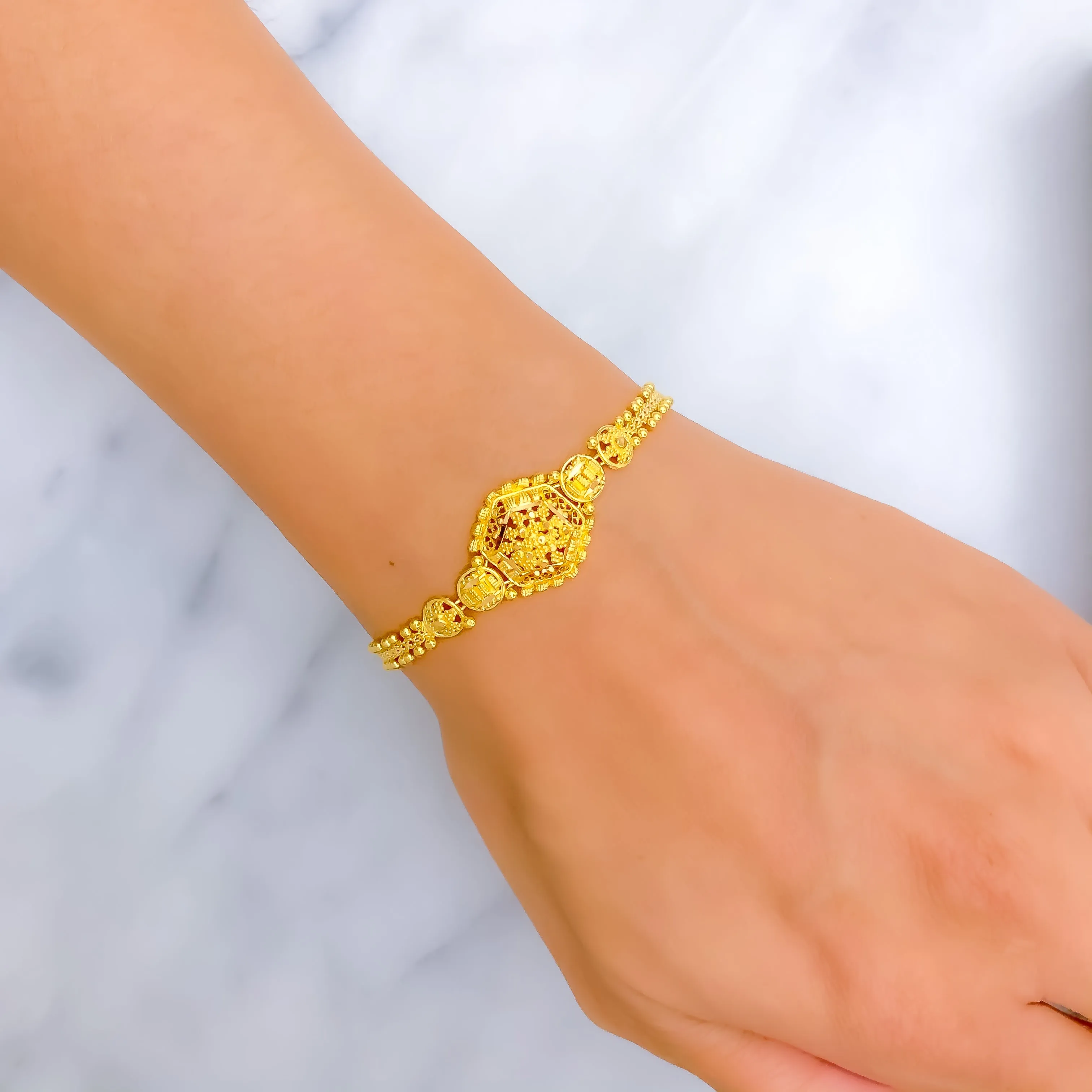 Fashionable Fine 22k Gold Bracelet