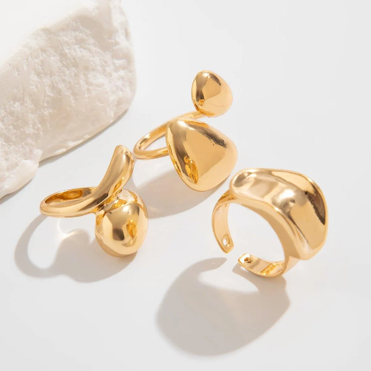 Fashionable Glossy Hug Ring Suit – Geometric Zinc Alloy Rings in Light Gold & White