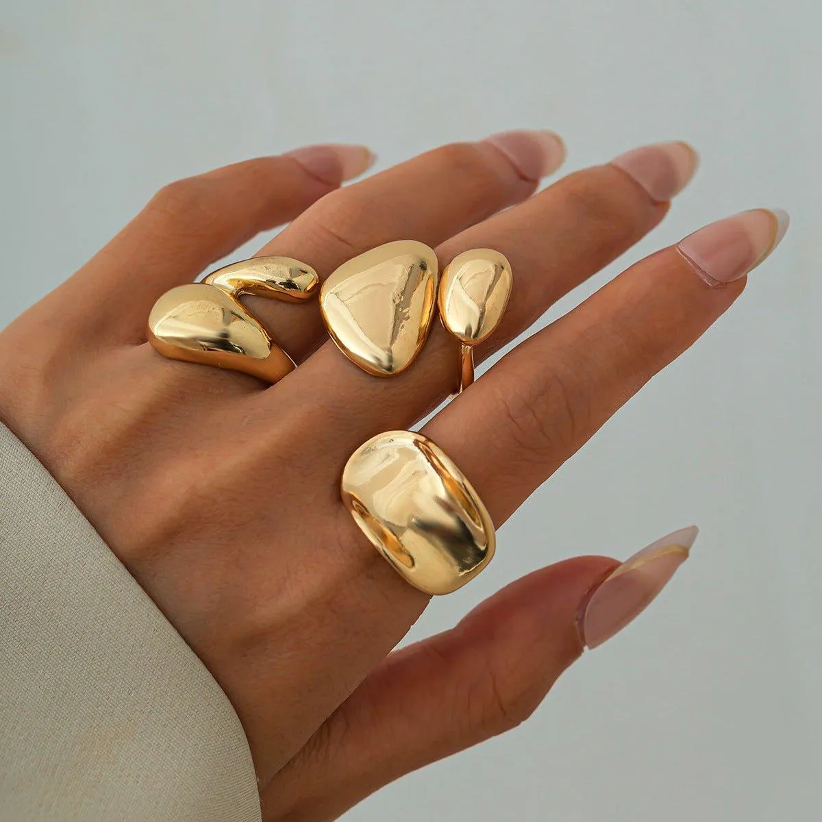 Fashionable Glossy Hug Ring Suit – Geometric Zinc Alloy Rings in Light Gold & White