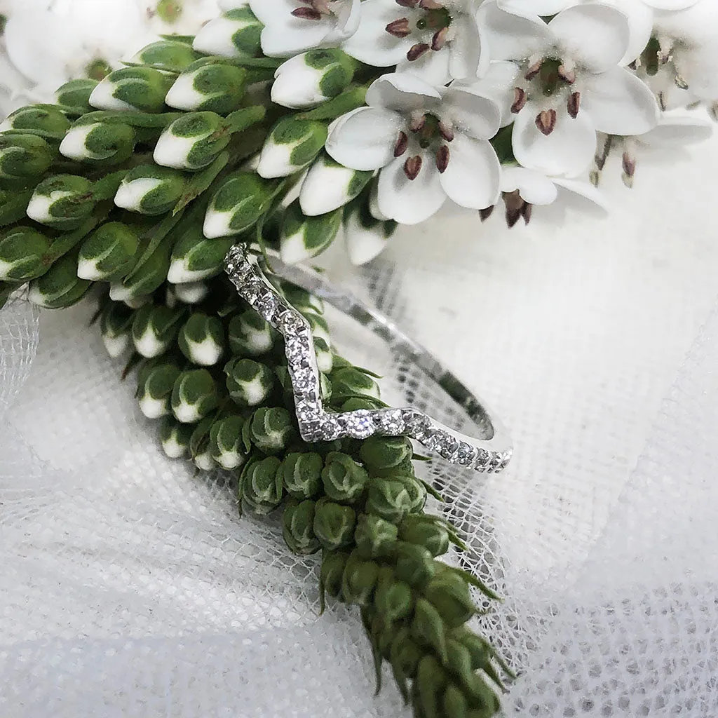 Four White Diamond Square Engagement ring with Diamond V-Pointed Wedding Band Set