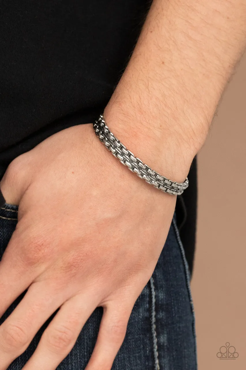 Full Rig Silver Paparazzi Men's Necklace