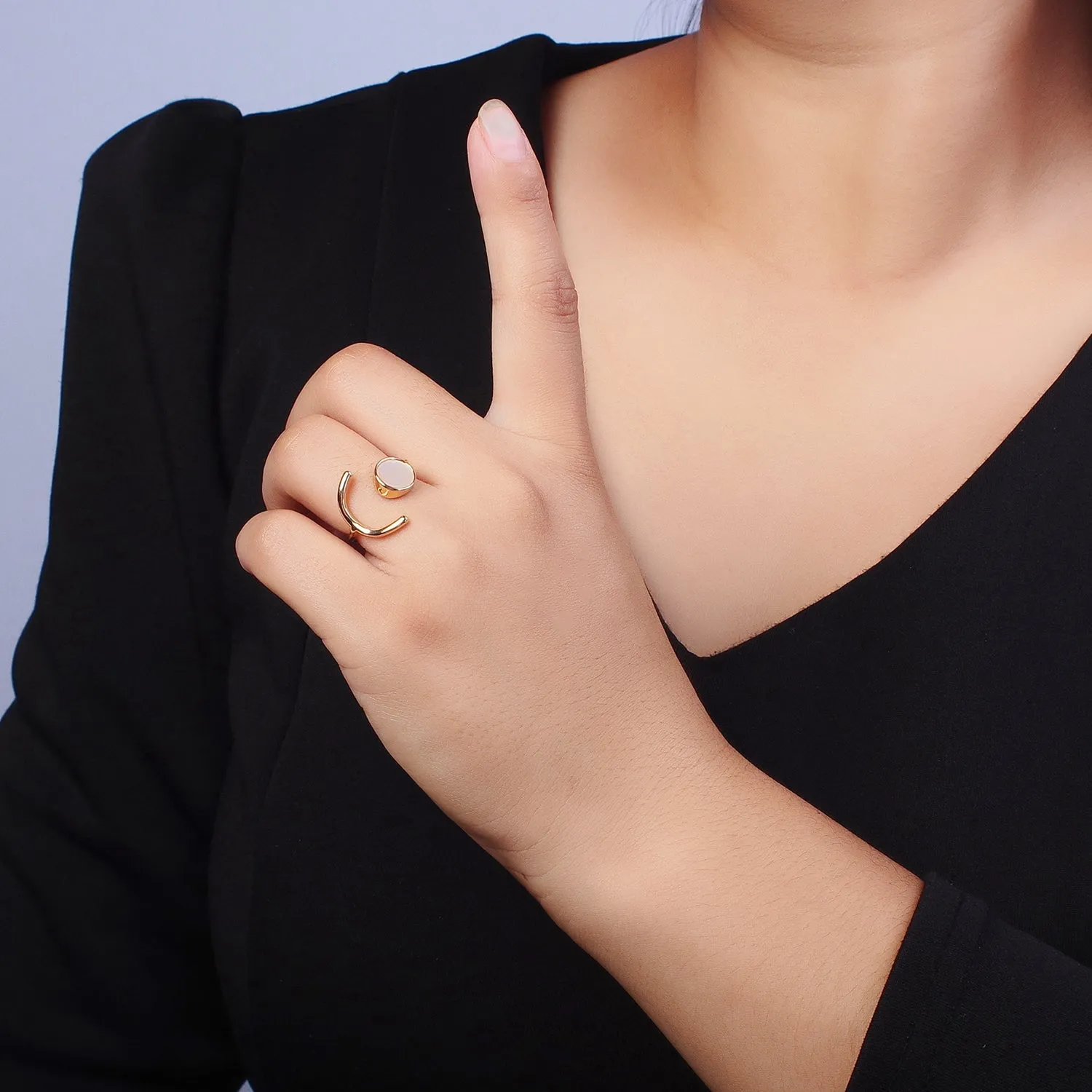 Geometric Crescent Round Shell Pearl Adjustable Gold Ring | Y-546