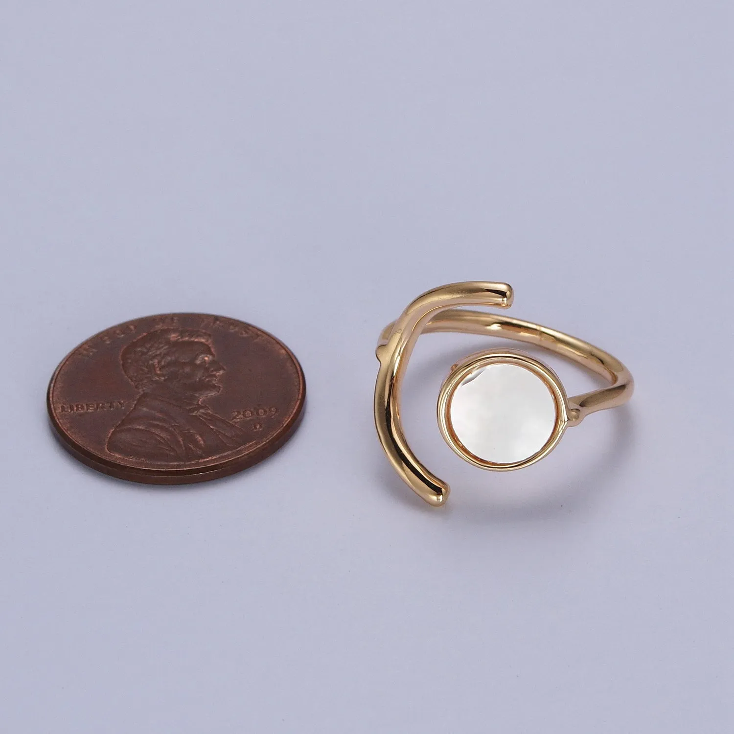 Geometric Crescent Round Shell Pearl Adjustable Gold Ring | Y-546
