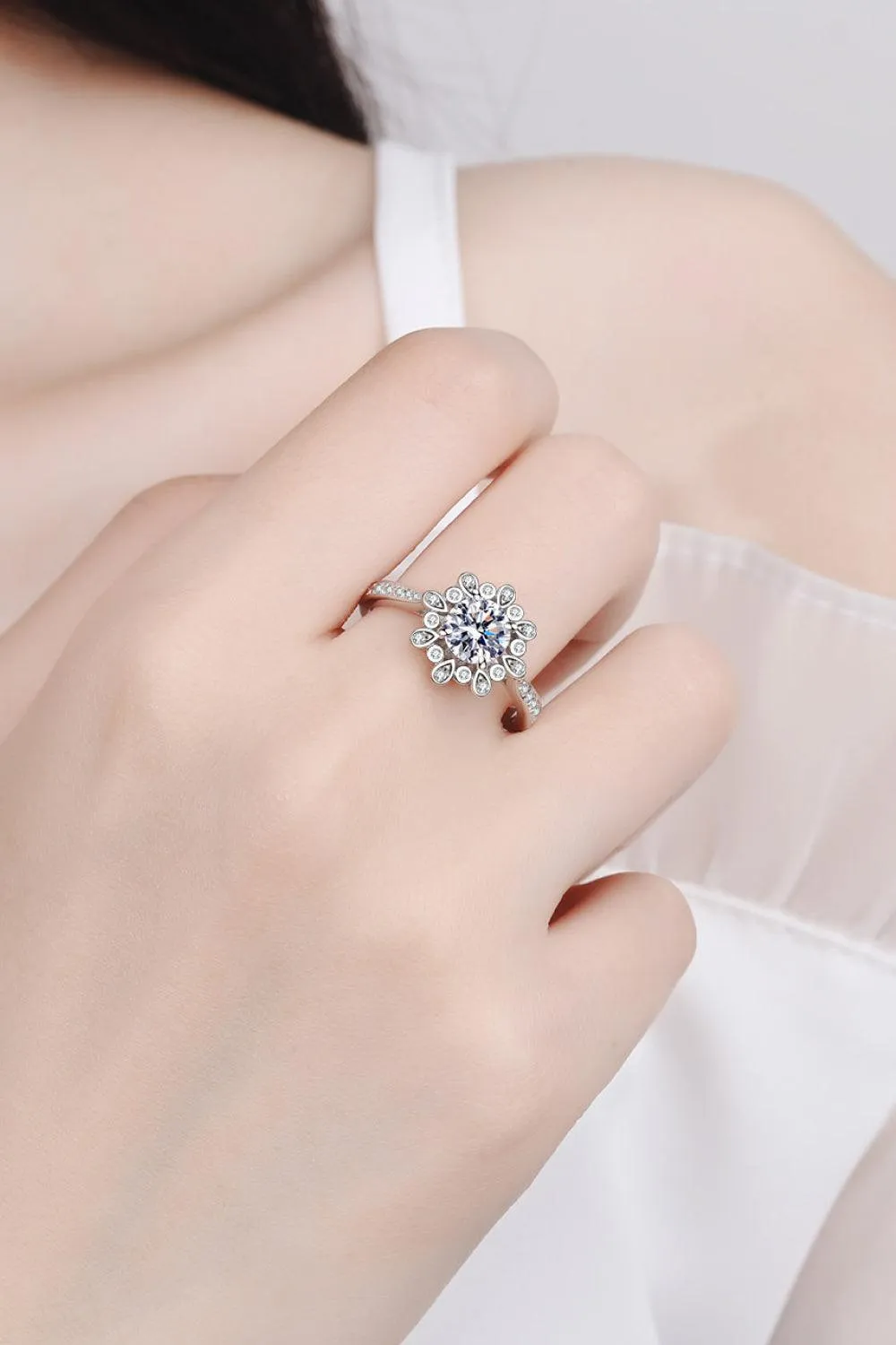 Hazel Blues® | Can't Stop Your Shine 925 Sterling Silver Moissanite Ring