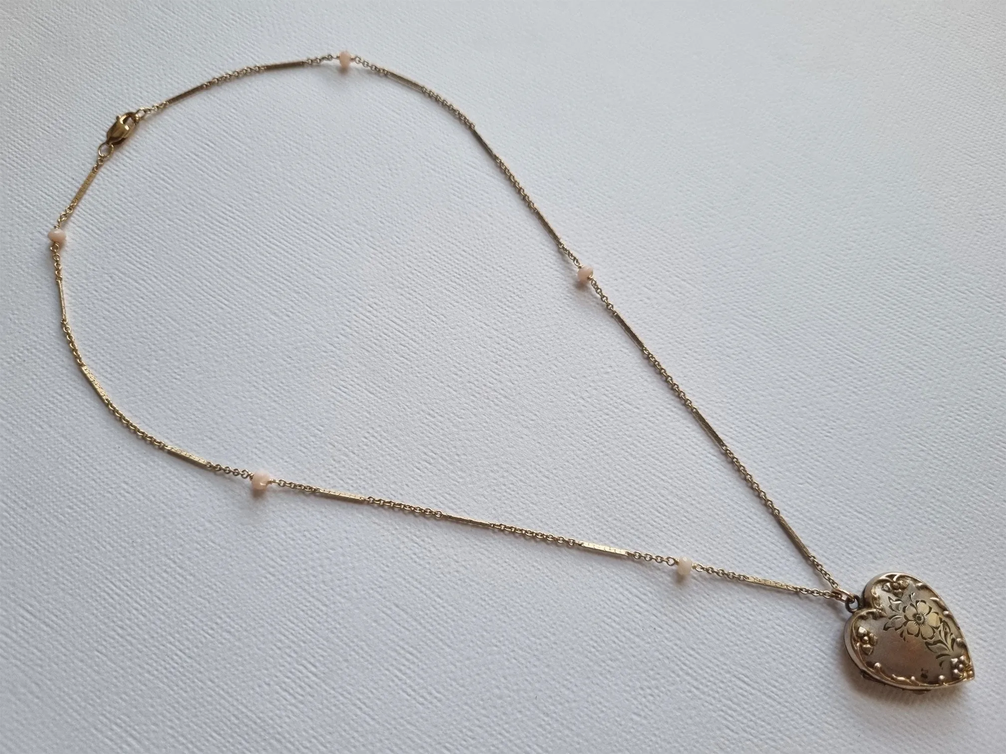 into the pale | vintage heart locket necklace
