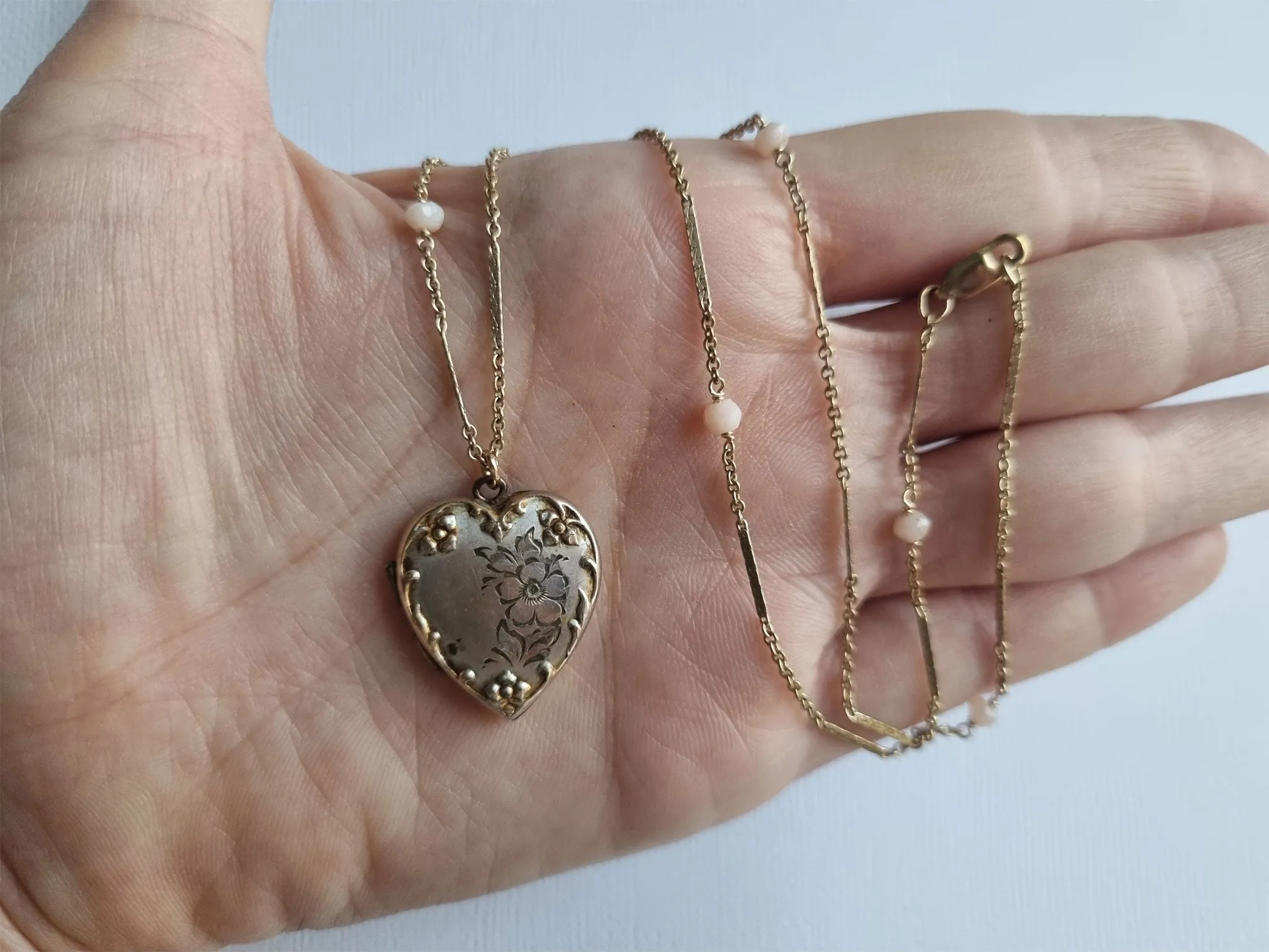 into the pale | vintage heart locket necklace