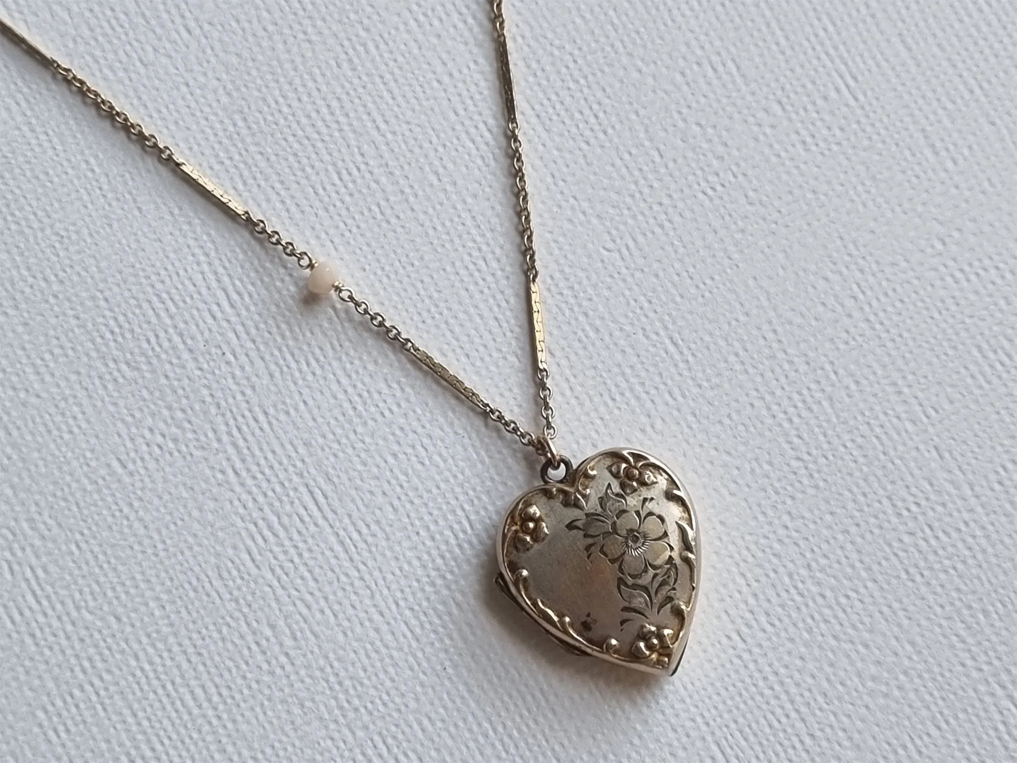 into the pale | vintage heart locket necklace