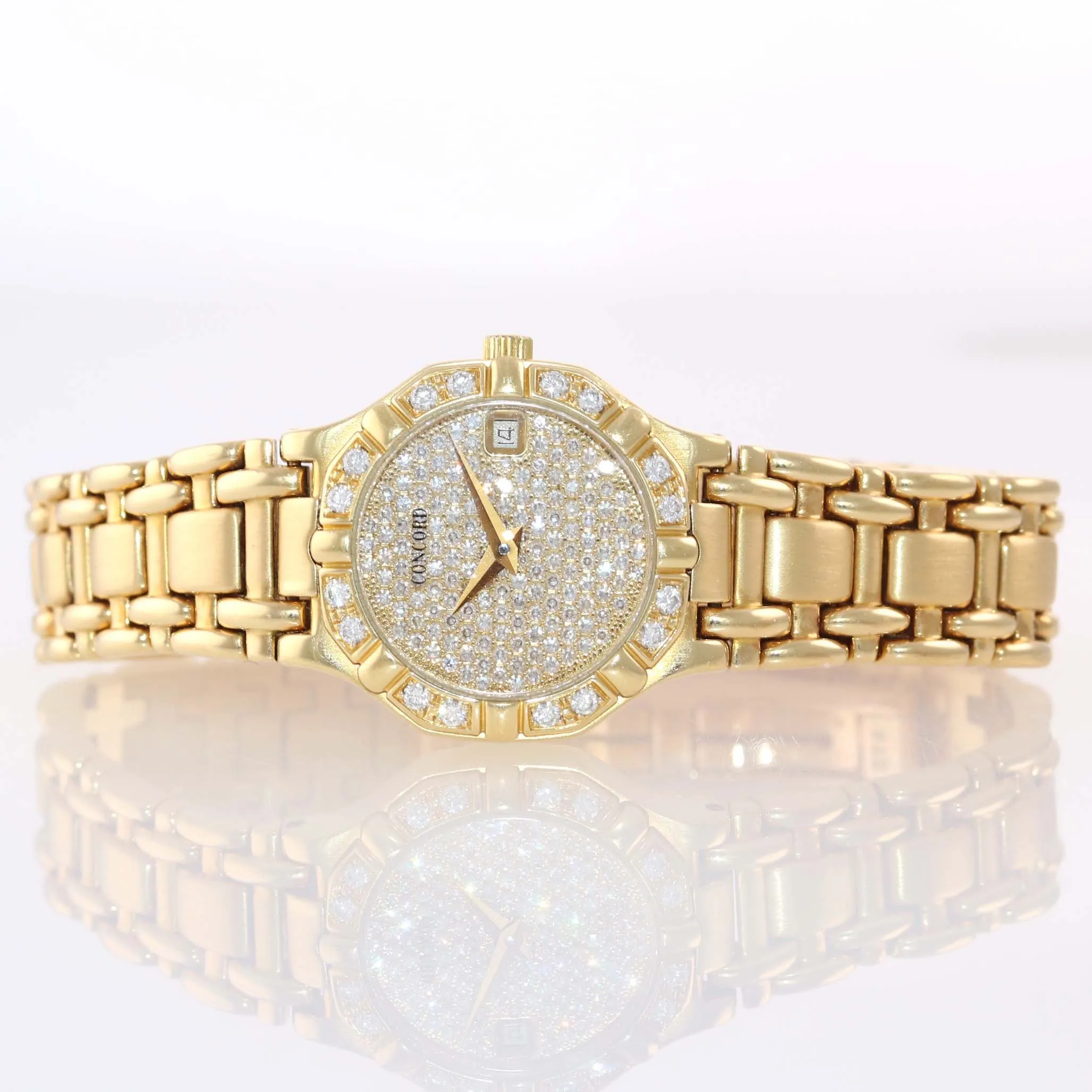 Ladies Concord Saratoga 18k Yellow Gold Diamond Quartz 23mm Watch 51-73-287