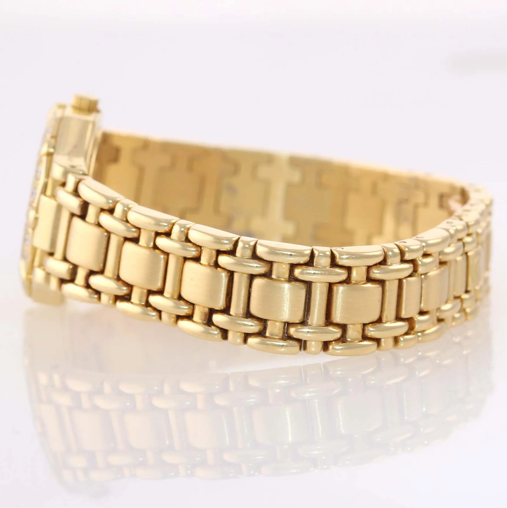 Ladies Concord Saratoga 18k Yellow Gold Diamond Quartz 23mm Watch 51-73-287