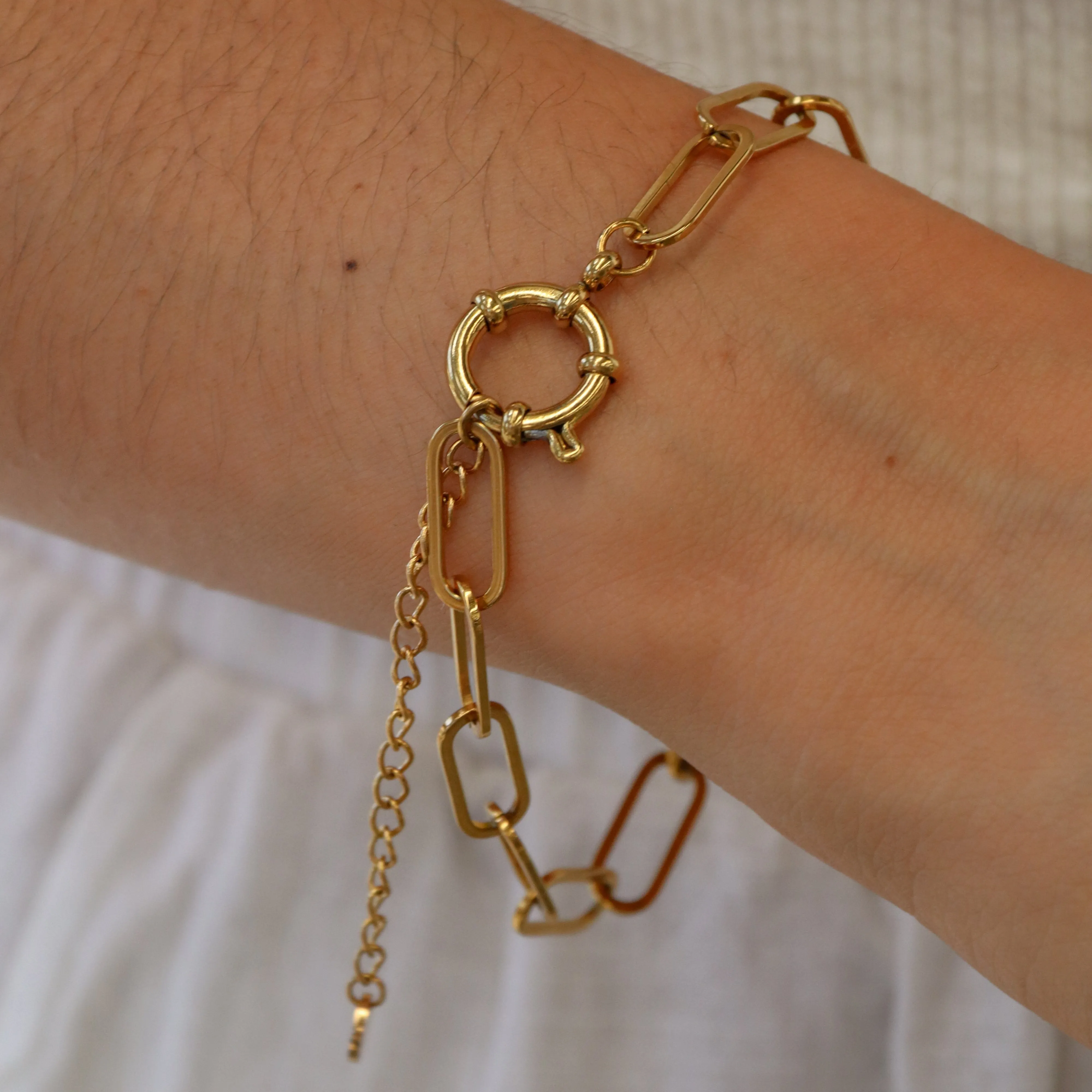 Lizzy - Jumbo Paperclip Chain Bracelet