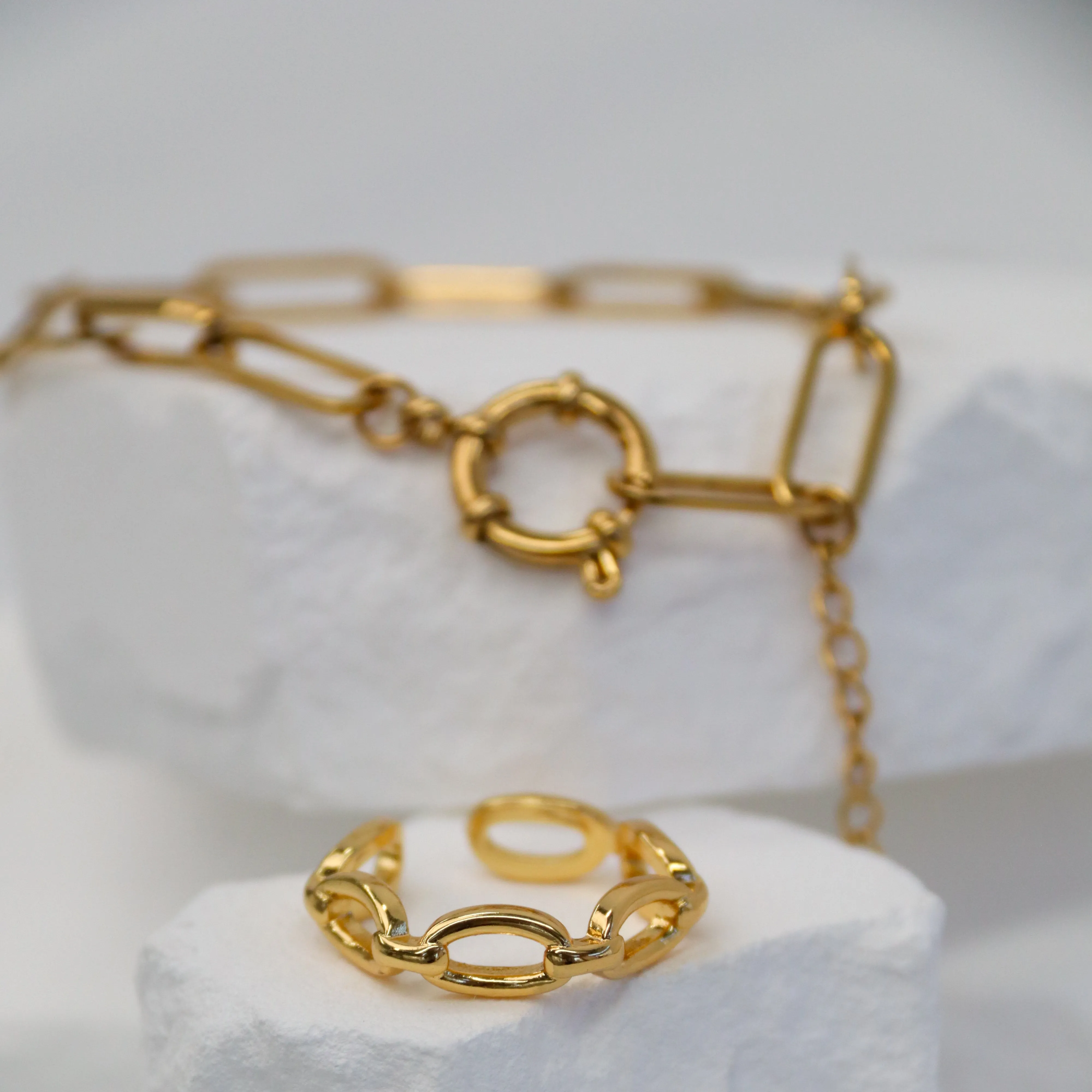 Lizzy - Jumbo Paperclip Chain Bracelet