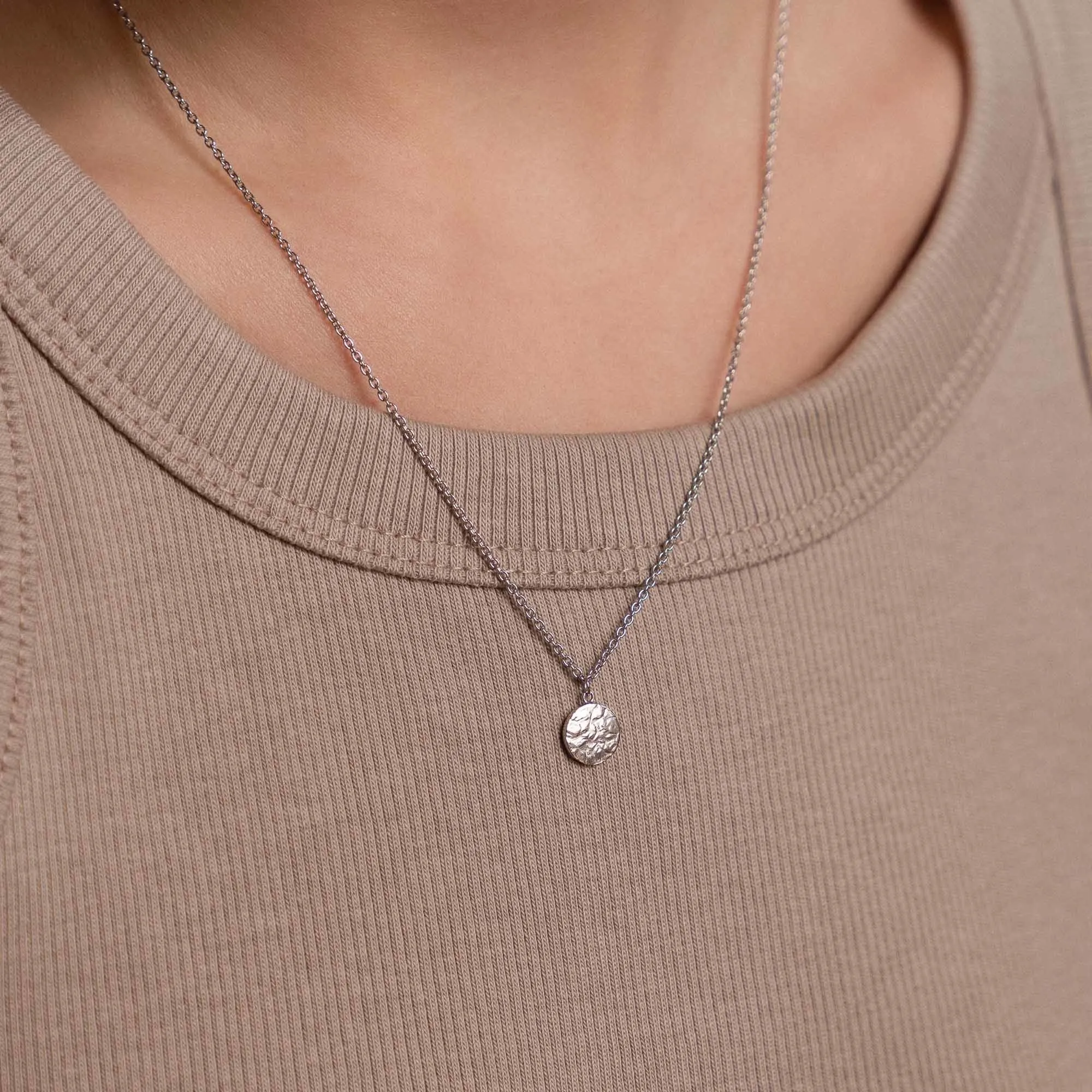 Luna 925 sterling silver necklace with coin