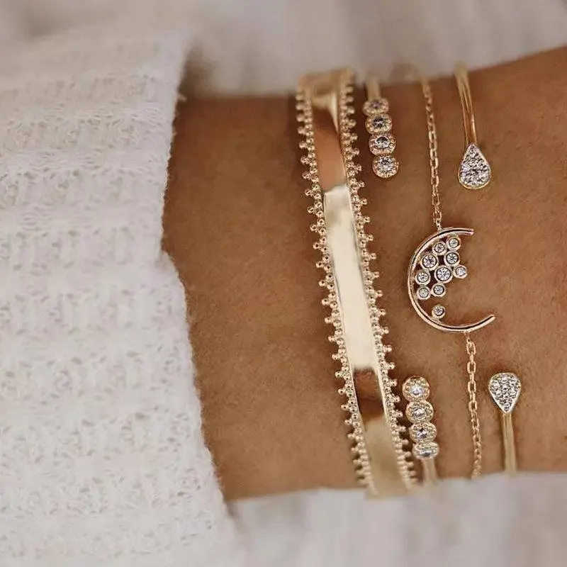 Luxruy Modern Bohemian Gold Color Moon Leaf Crystal Opal Open Bracelet Set for Women In Boho Beach Bangle Jewelry Style