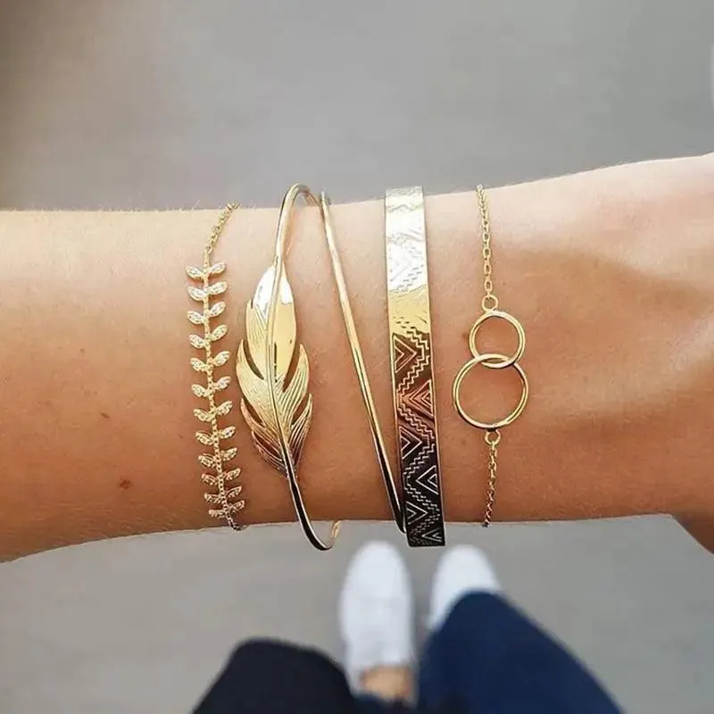 Luxruy Modern Bohemian Gold Color Moon Leaf Crystal Opal Open Bracelet Set for Women In Boho Beach Bangle Jewelry Style