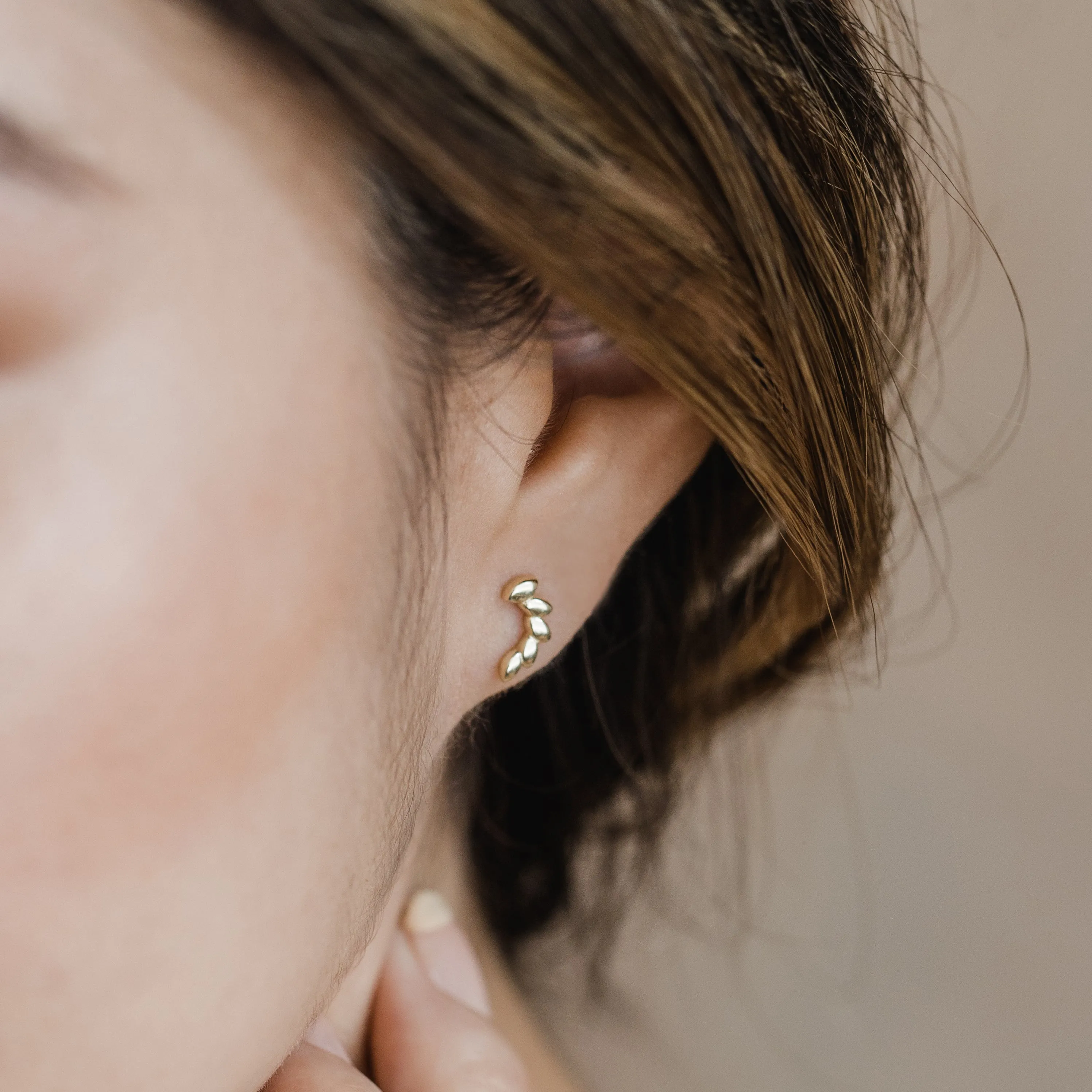 Marquise Curved Earrings