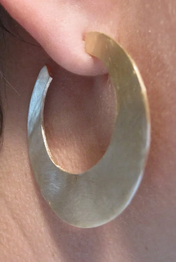 Modern Open Hoop Earrings - 0054