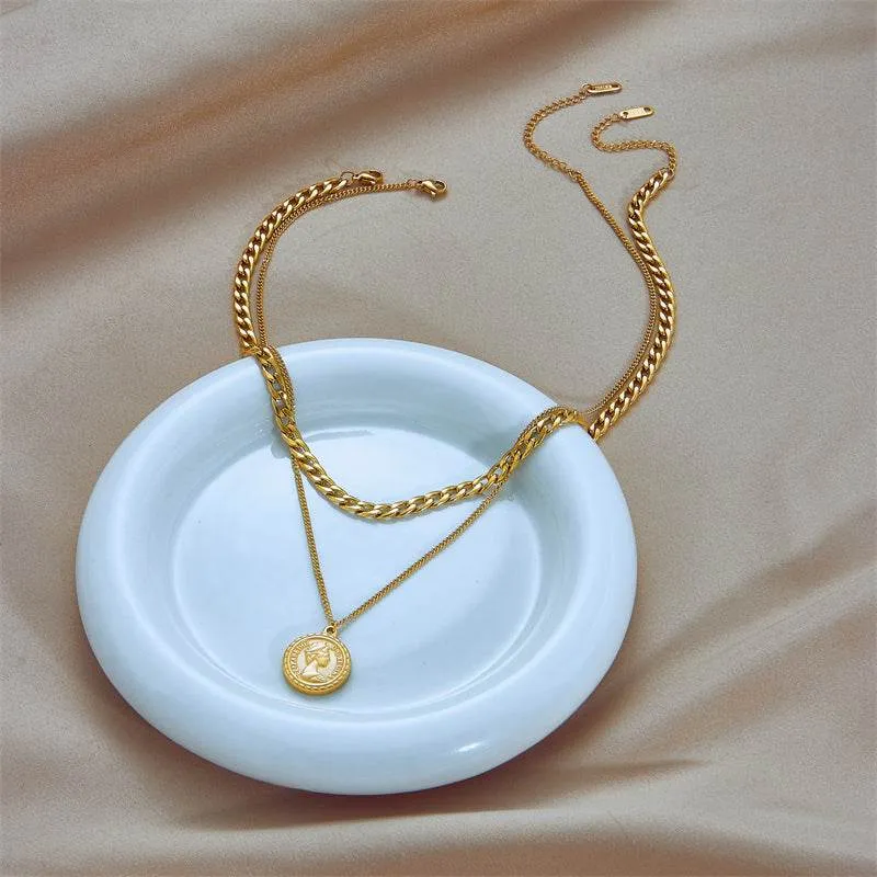 Multilayer Portrait Coin Pendant Necklace