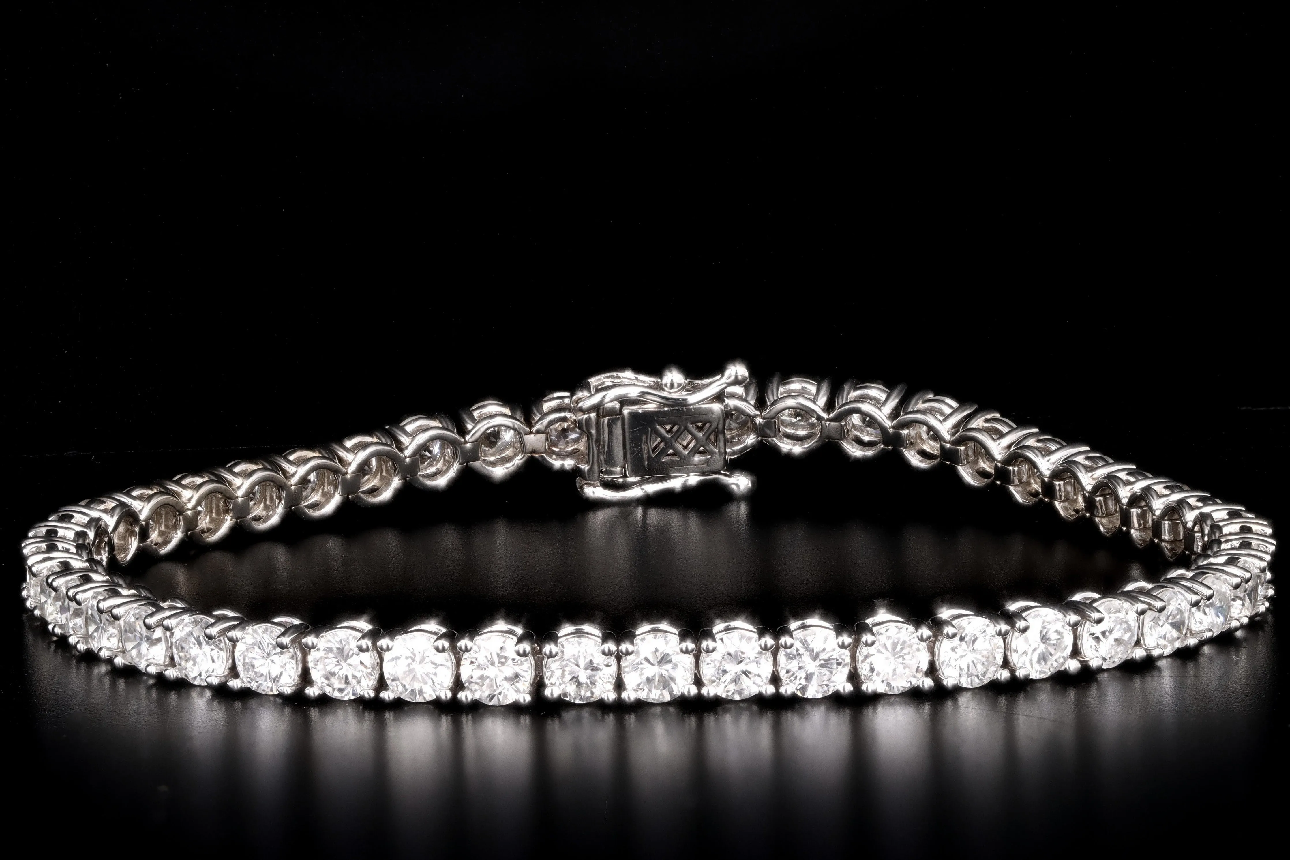 New 14K White Gold 7.73 Carat Total Weight Diamond Tennis Bracelet