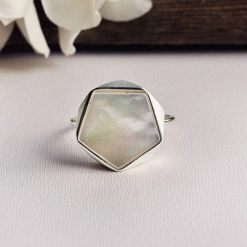 North European Style Geometric Angle Ring
