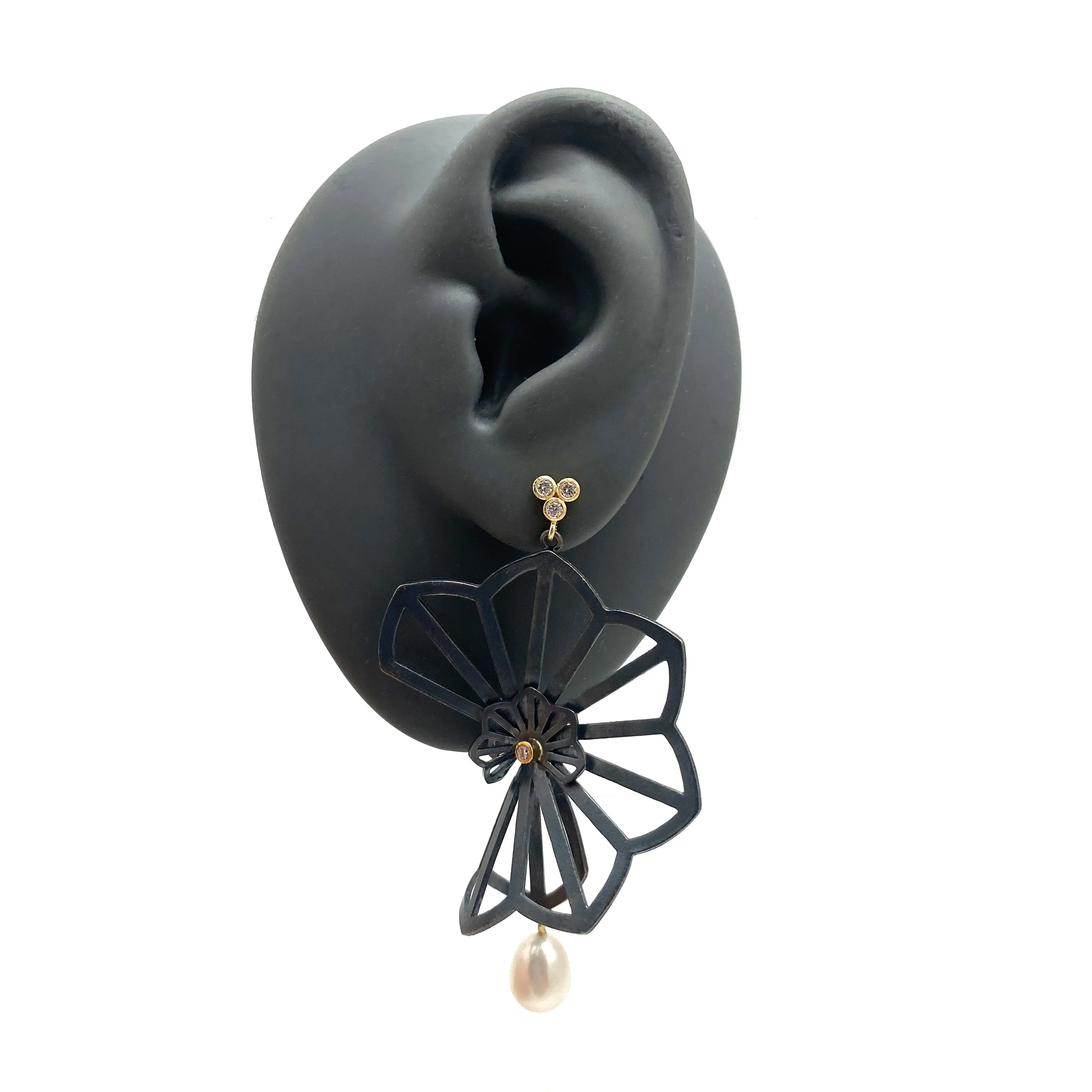 One of a Kind Hyacinth Fold Pearl Earrings